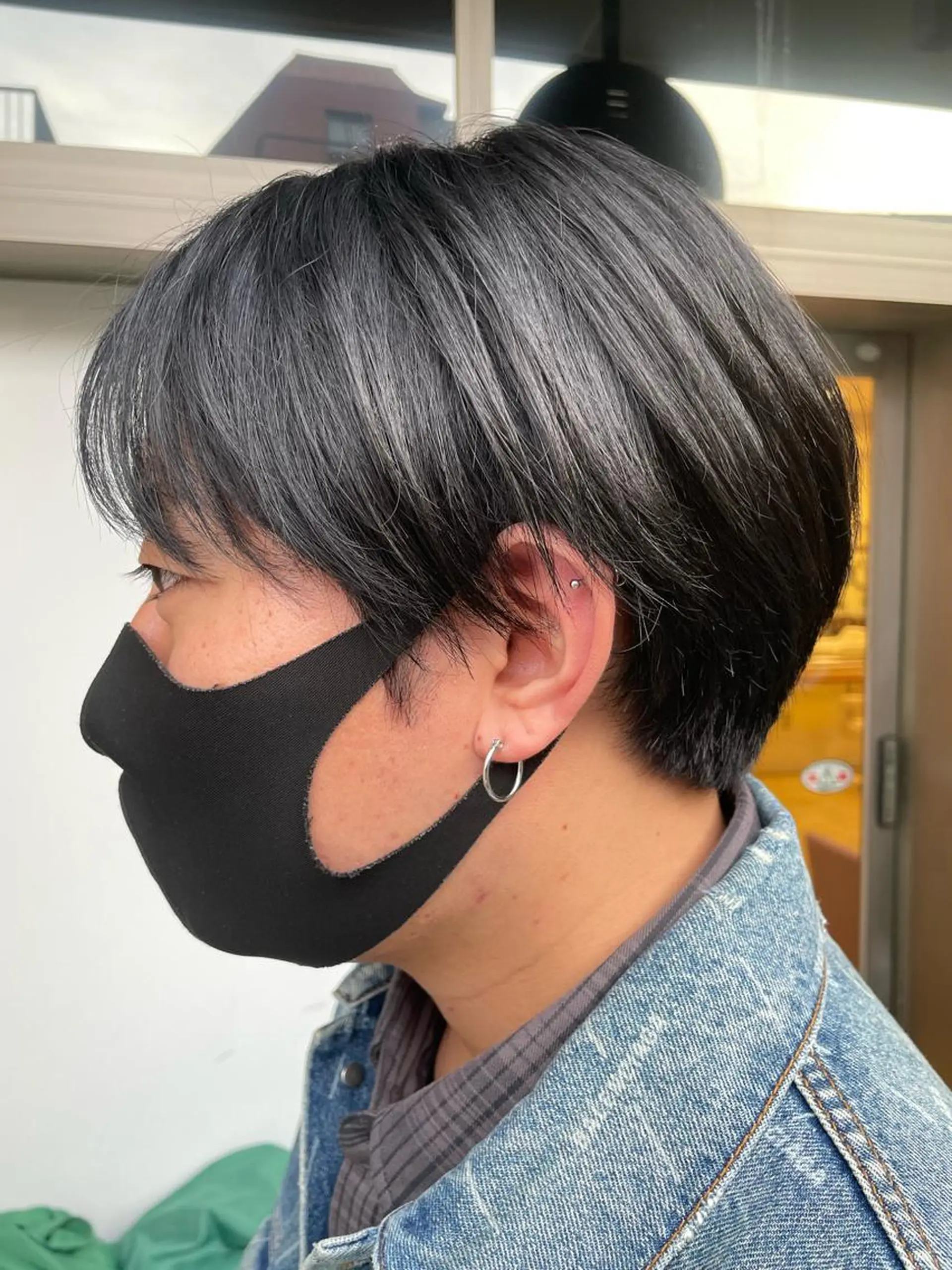 カラー メンズ メンズハイトーン 黒髪 透明感カラー ハイトーンカラー ヤノ ユリカ   🥑のヘアスタイル