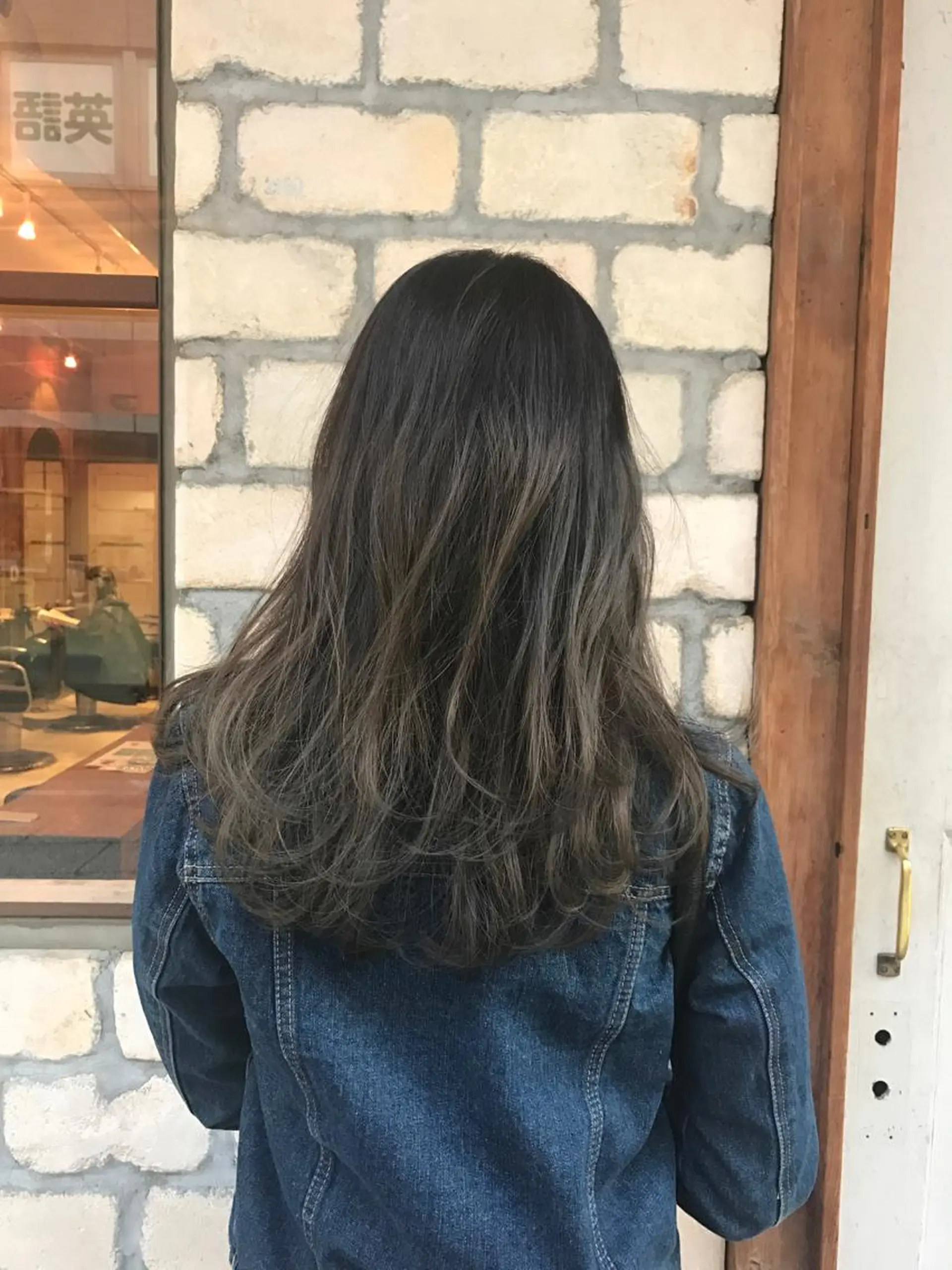 セミロング emme エミィ/立川のヘアスタイル