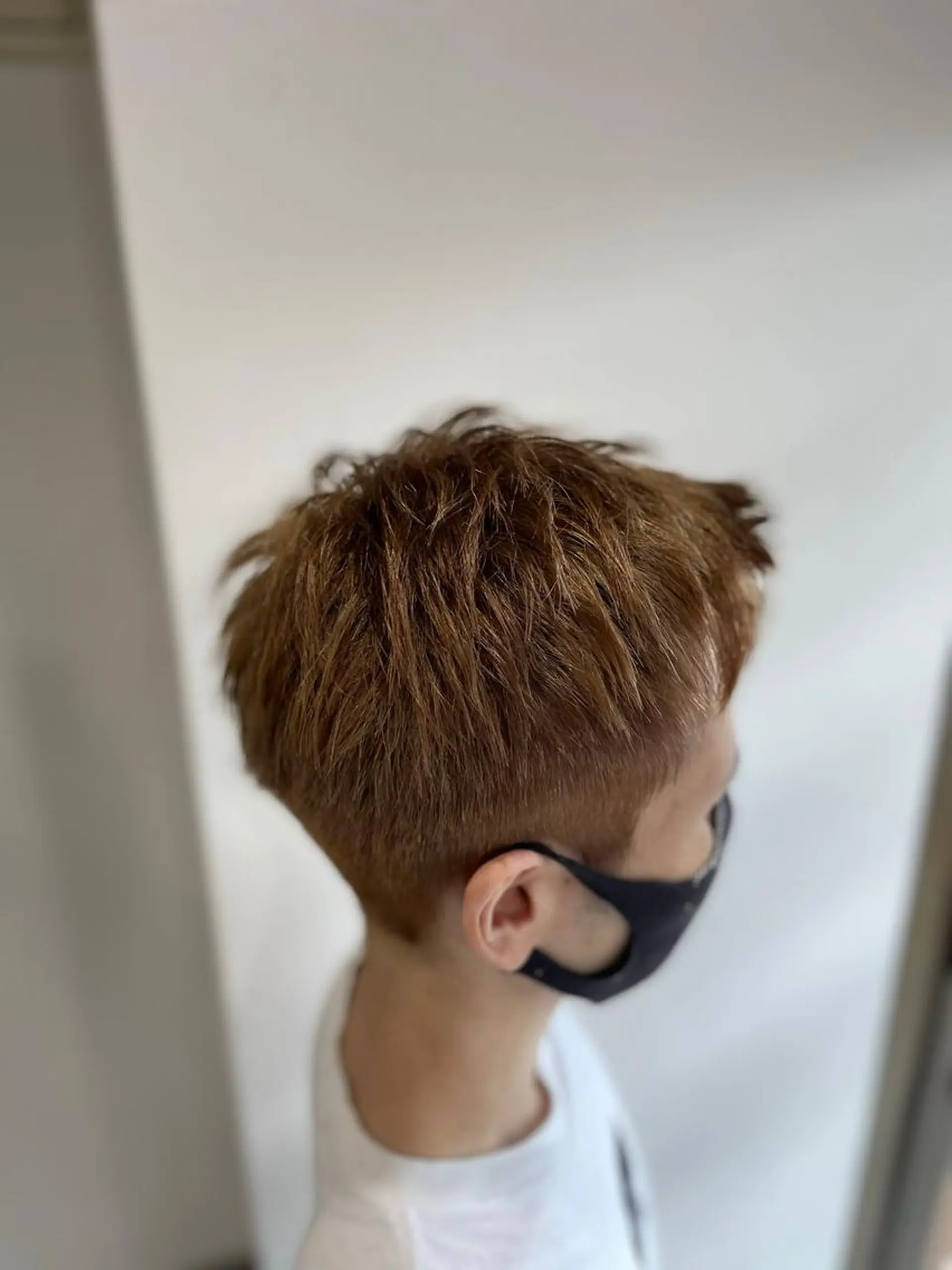 カラー メンズ メンズブリーチ ブリーチ ケアブリーチ lanugo 越打　優のヘアスタイル