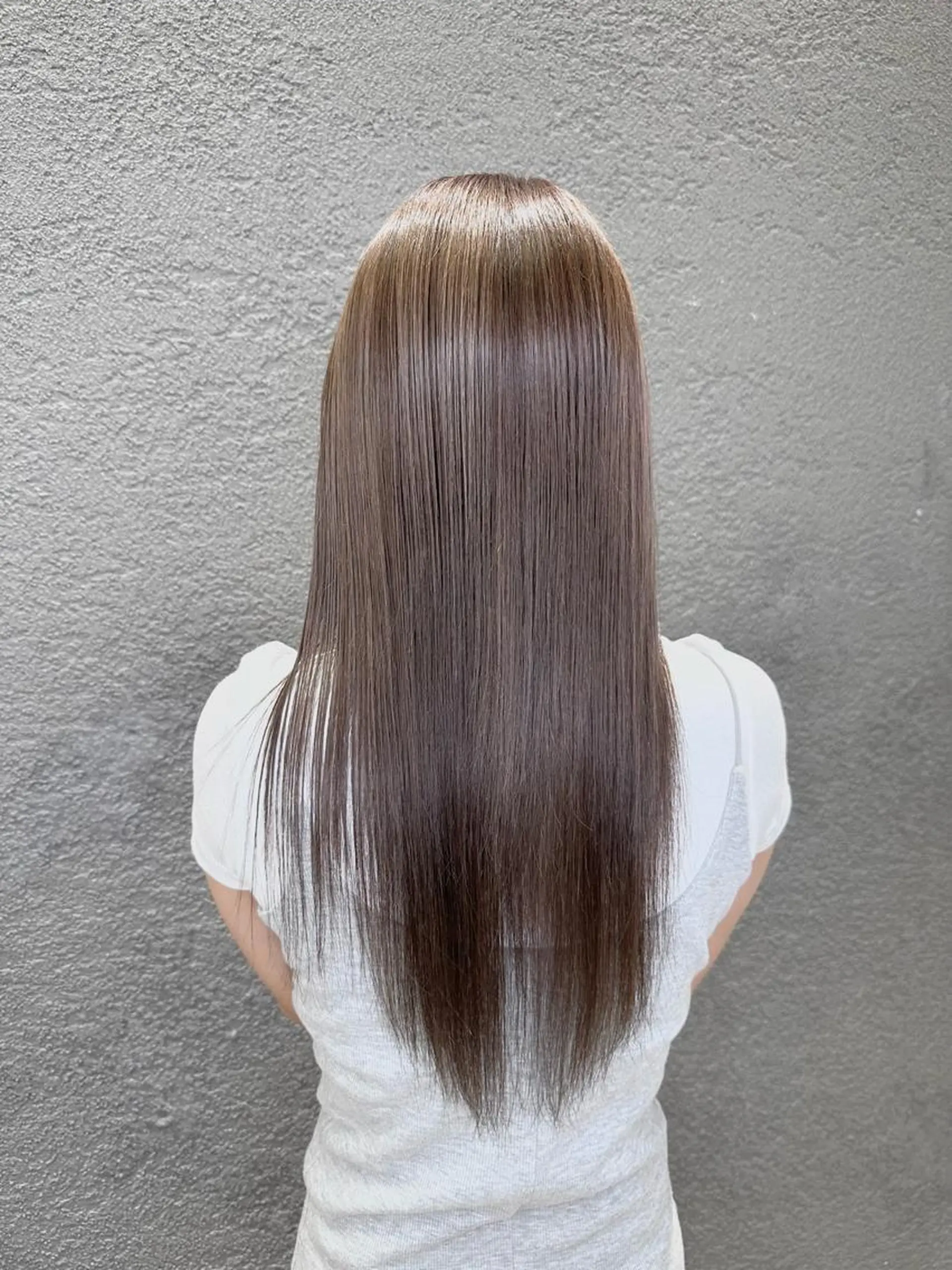 ロング カラー グレージュ ハイライトカラー ハイライト 村上 佳織のヘアスタイル