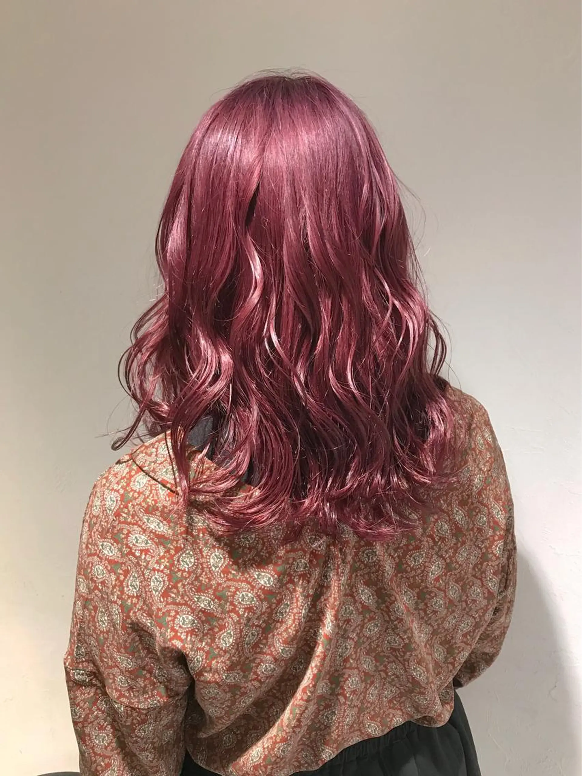 ロング 赤み消し韓国ヘア レイヤー縮毛🤍渡邉のヘアスタイル