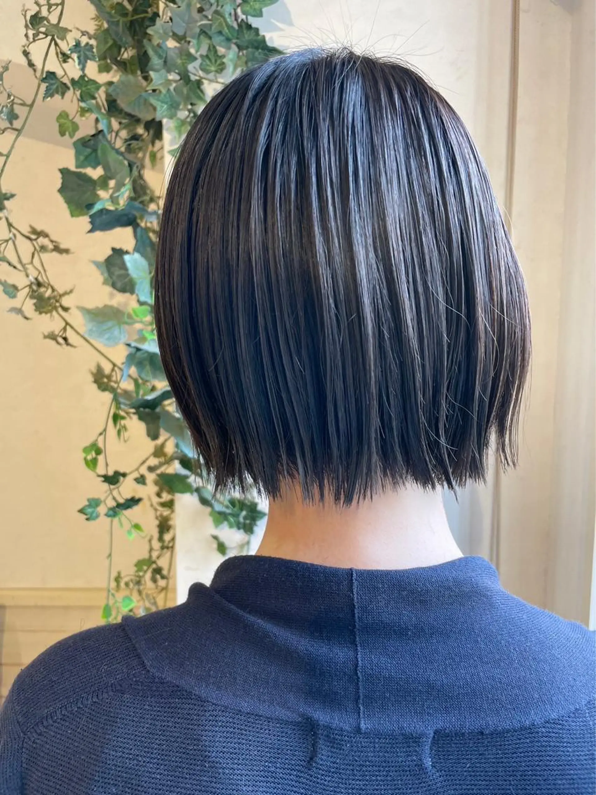 ショート カラー 切りっぱなしボブ ボブ みうら さやかのヘアスタイル
