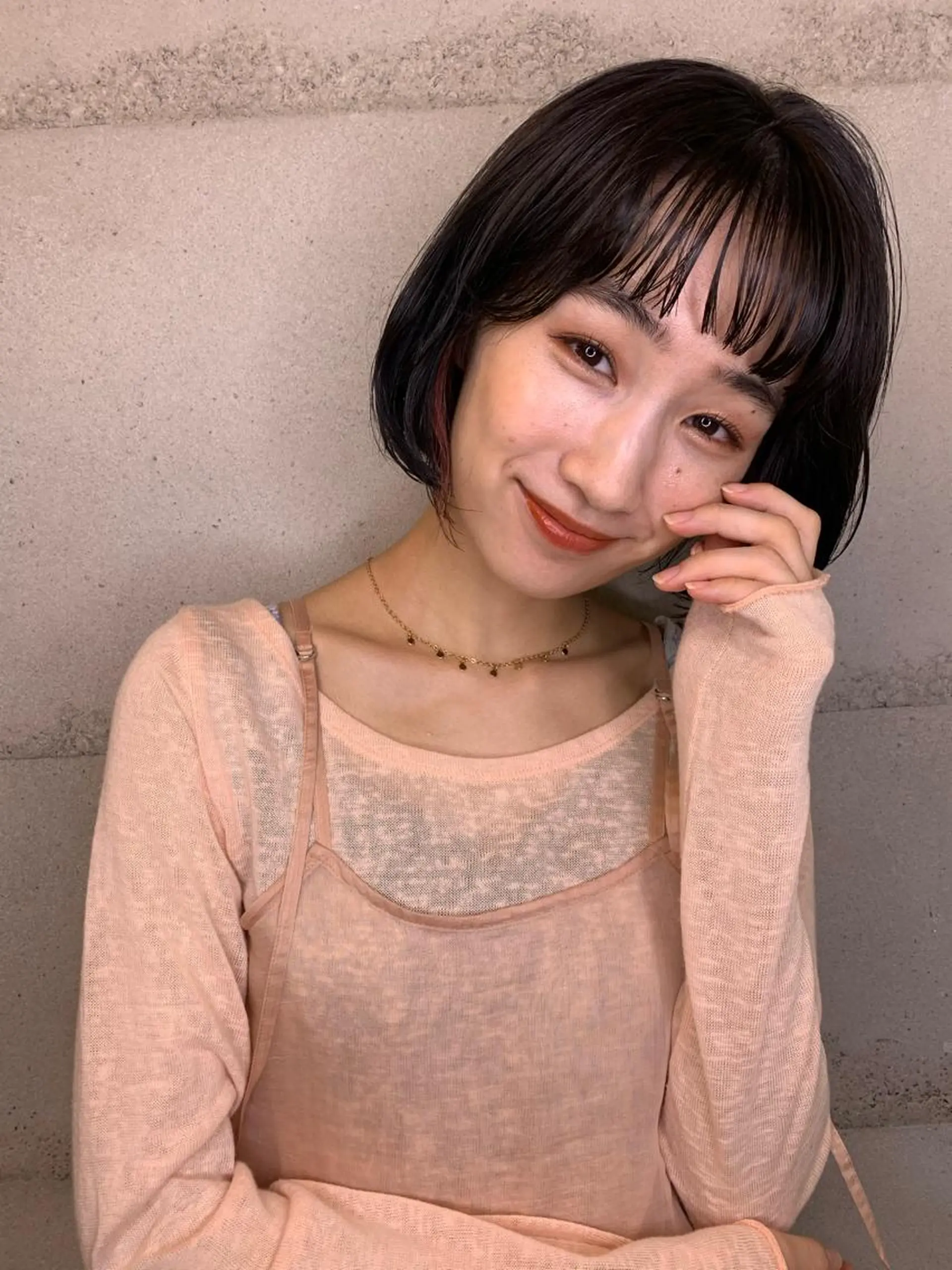 ショート カラー 透明感/オリーブ/ グレージュ/YUKAのヘアスタイル