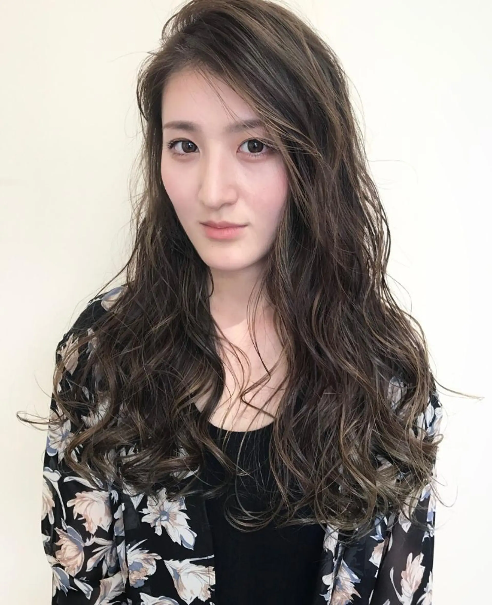 ロング カラー ハイライトカラー ハイライト 髪質改善サロン 心斎橋ARCHEのヘアスタイル