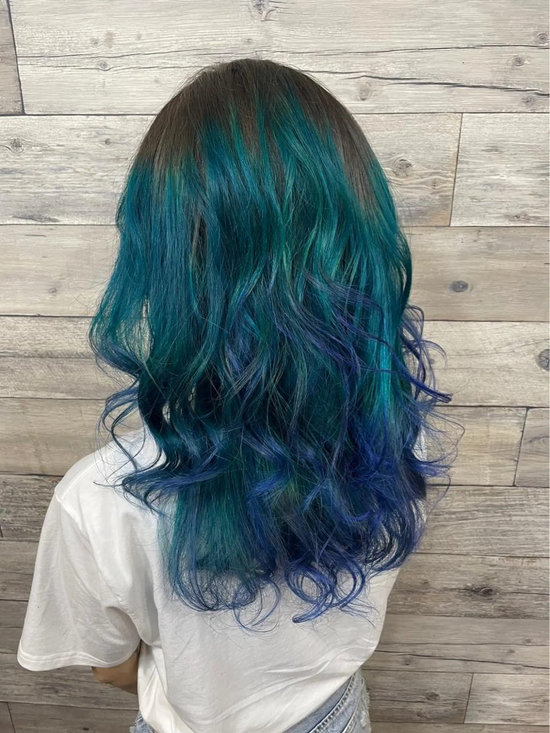 セミロング カラー ﾊｲﾗｲﾄ/ﾚｲﾔｰ ｶｯﾄ/大嶽謙のヘアスタイル