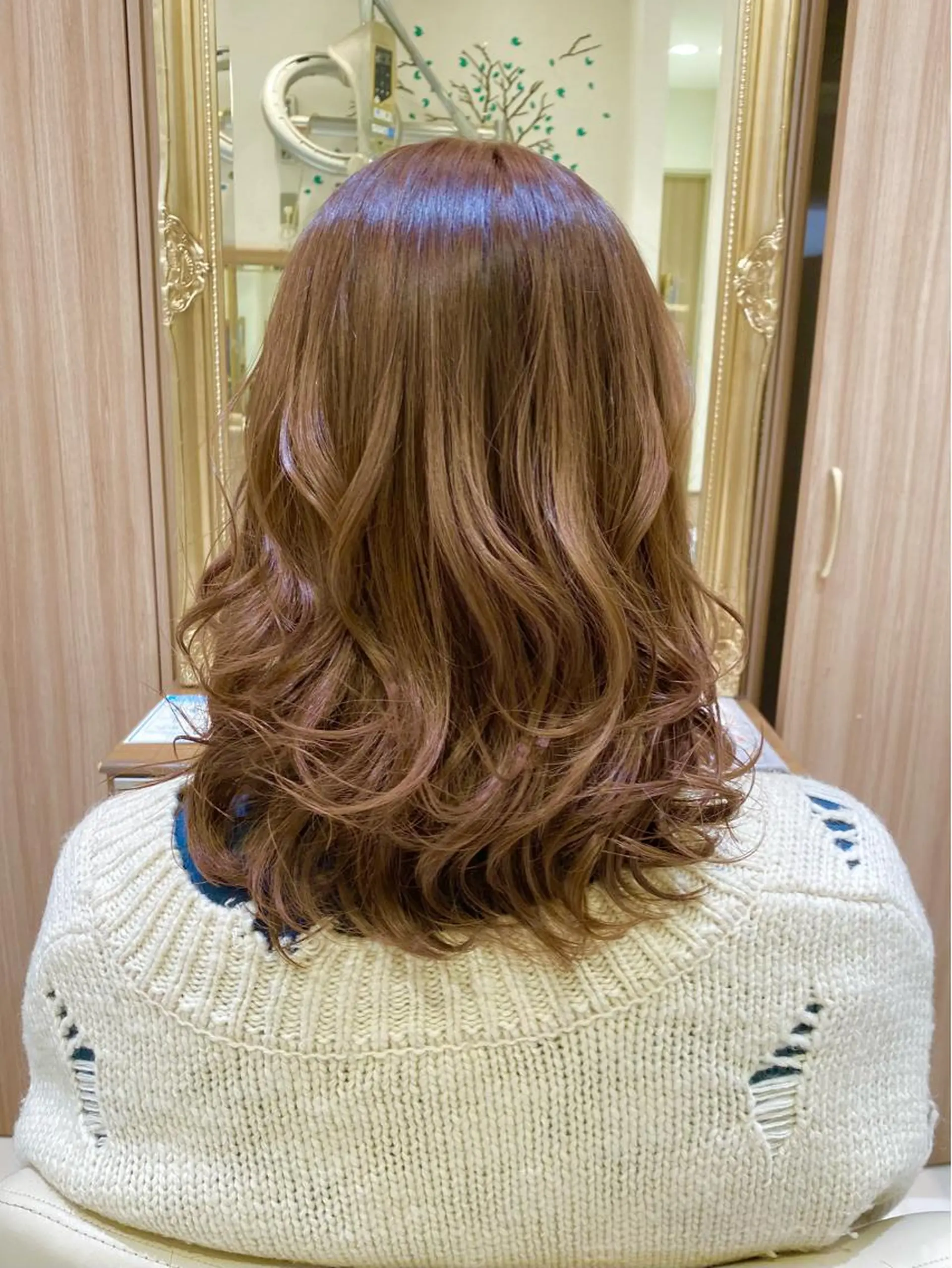 セミロング カラー 古川 琴美のヘアスタイル