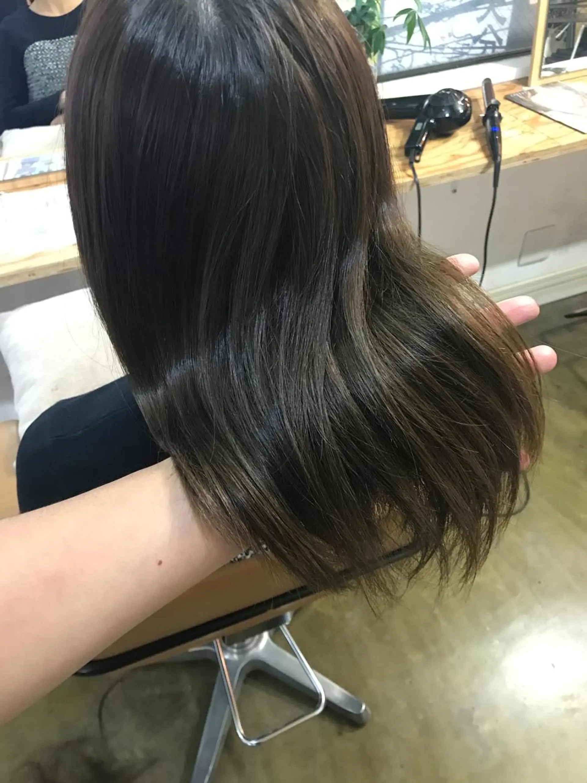 セミロング カラー 髪質改善 カット ヘアカラー トリートメント 💎髪質改善💎 デザイナーshinのヘアスタイル