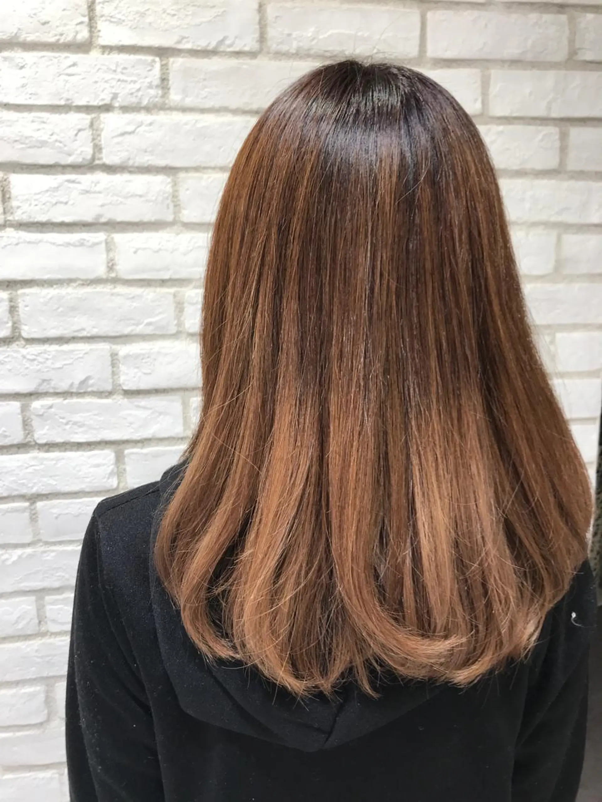 ミディアム カラー ベージュカラー グラデーションカラー Ash 戸田公園店のヘアスタイル