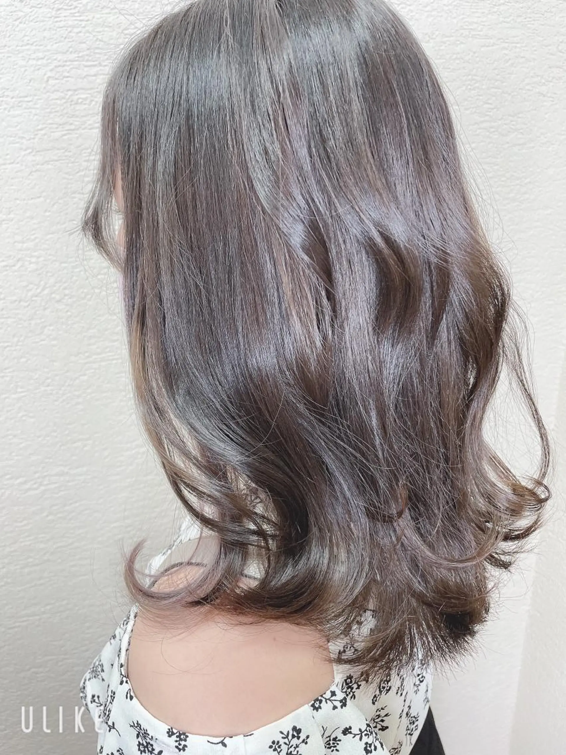 ロング カラー アッシュ アッシュグレー アッシュグレージュ グレージュ ヘアカラー ❣️モードケイズ塚口 和田一将のヘアスタイル