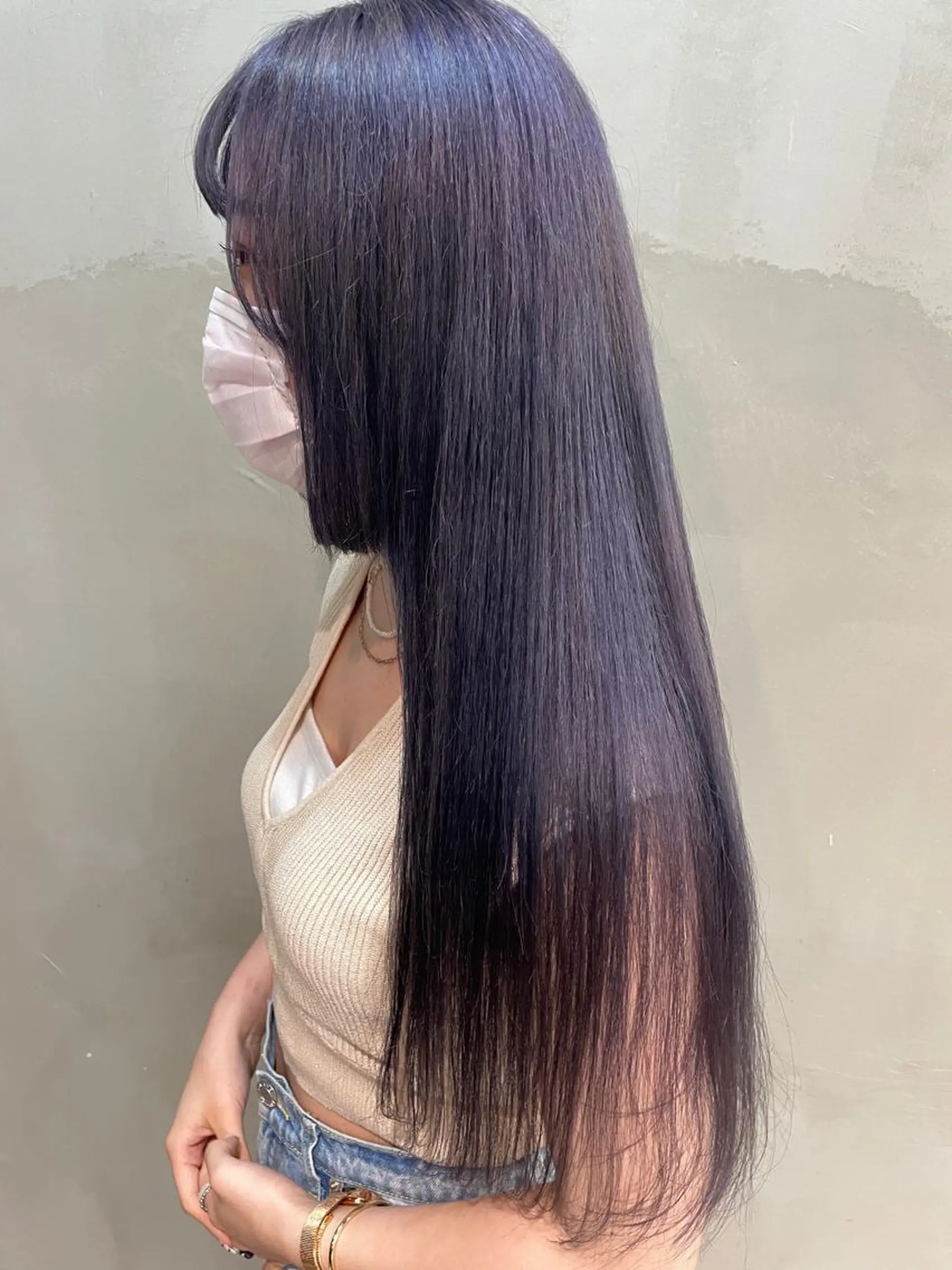 ロング カラー 堤 麻衣子のヘアスタイル