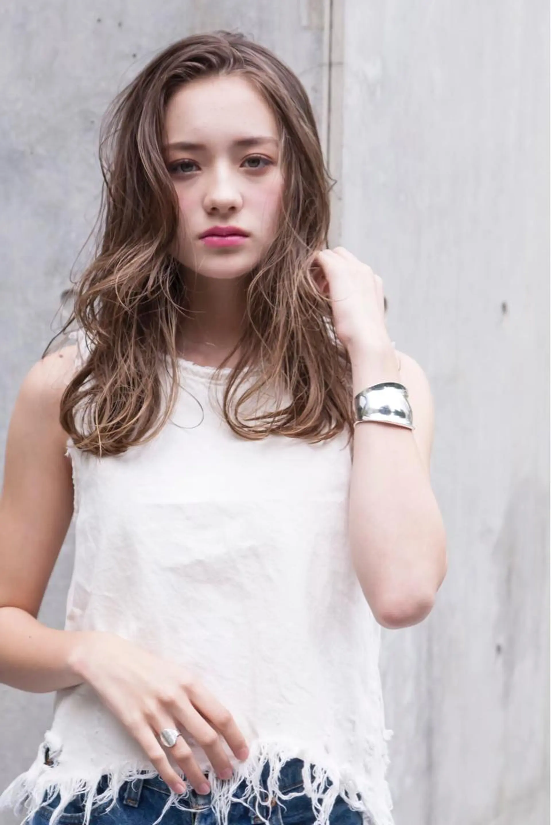 セミロング カラー ヘアアレンジ ミニボブ/ブリーチ 🌈MISATOのヘアスタイル