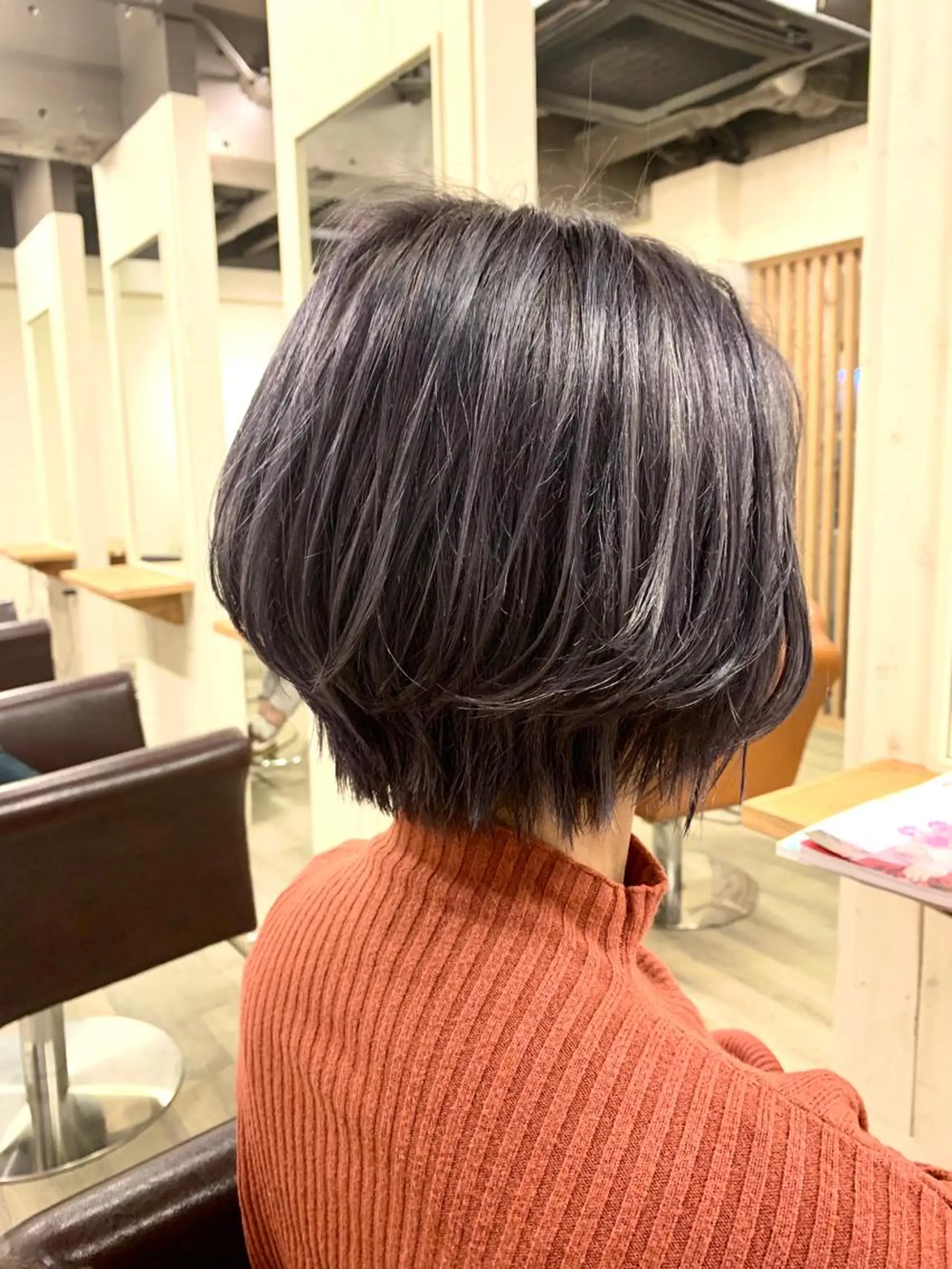 ショート カラー ヘアカラー ナカジマ ハルカのヘアスタイル