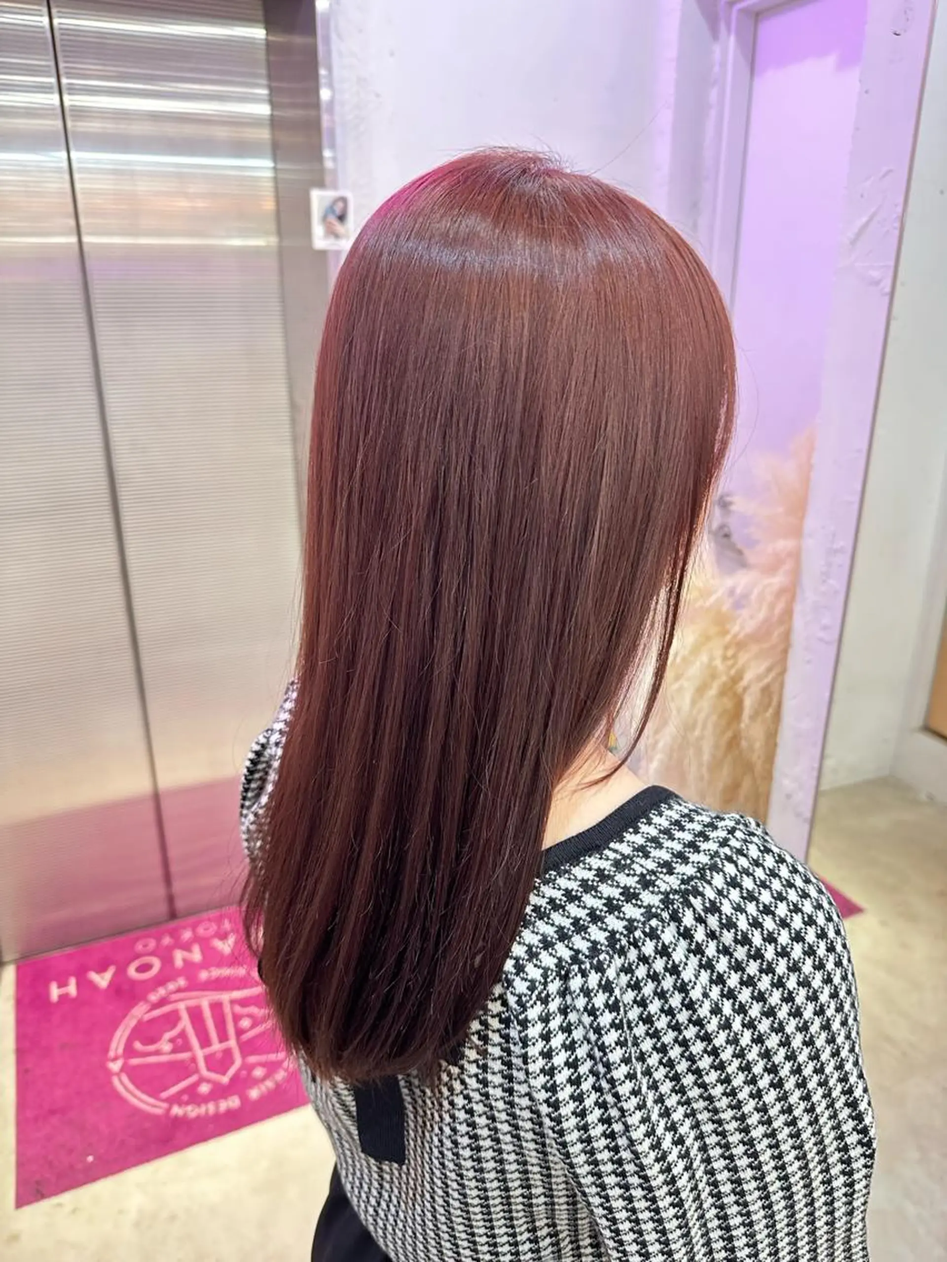 ロング カラー ハイトーンレイヤー 顔まわりSOTAのヘアスタイル