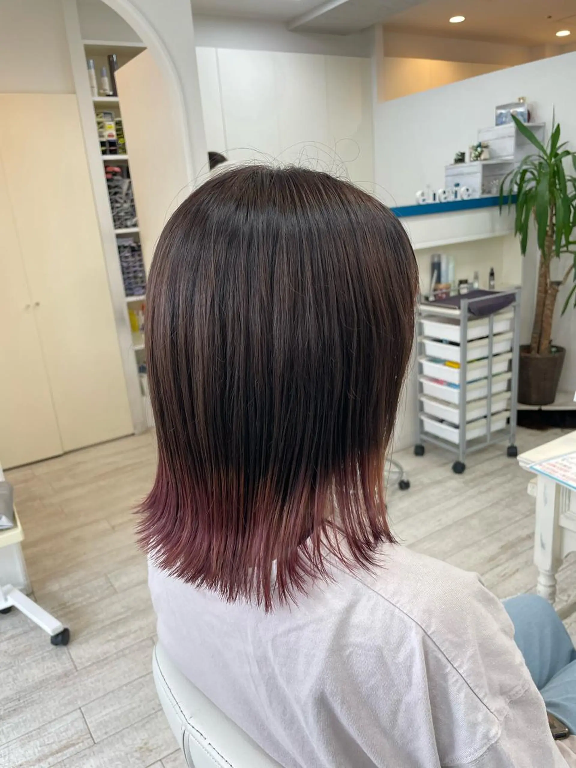 ミディアム ヘアカラー 新籾 尚哉のヘアスタイル