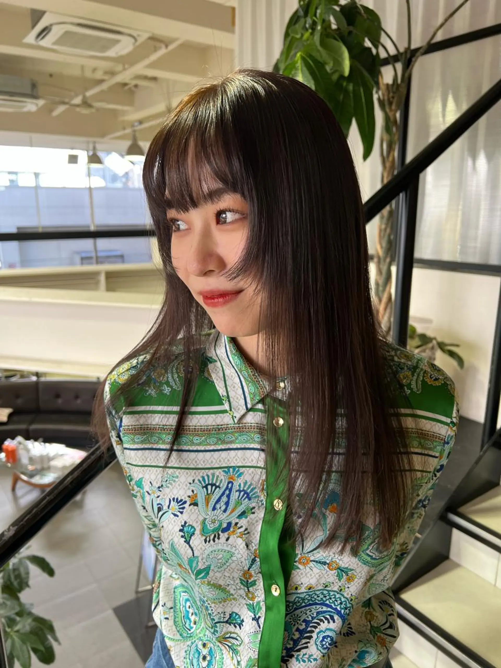 カラー カット ヘアカラー トリートメント 海外girl🤎 透明感ベージュmaoのヘアスタイル