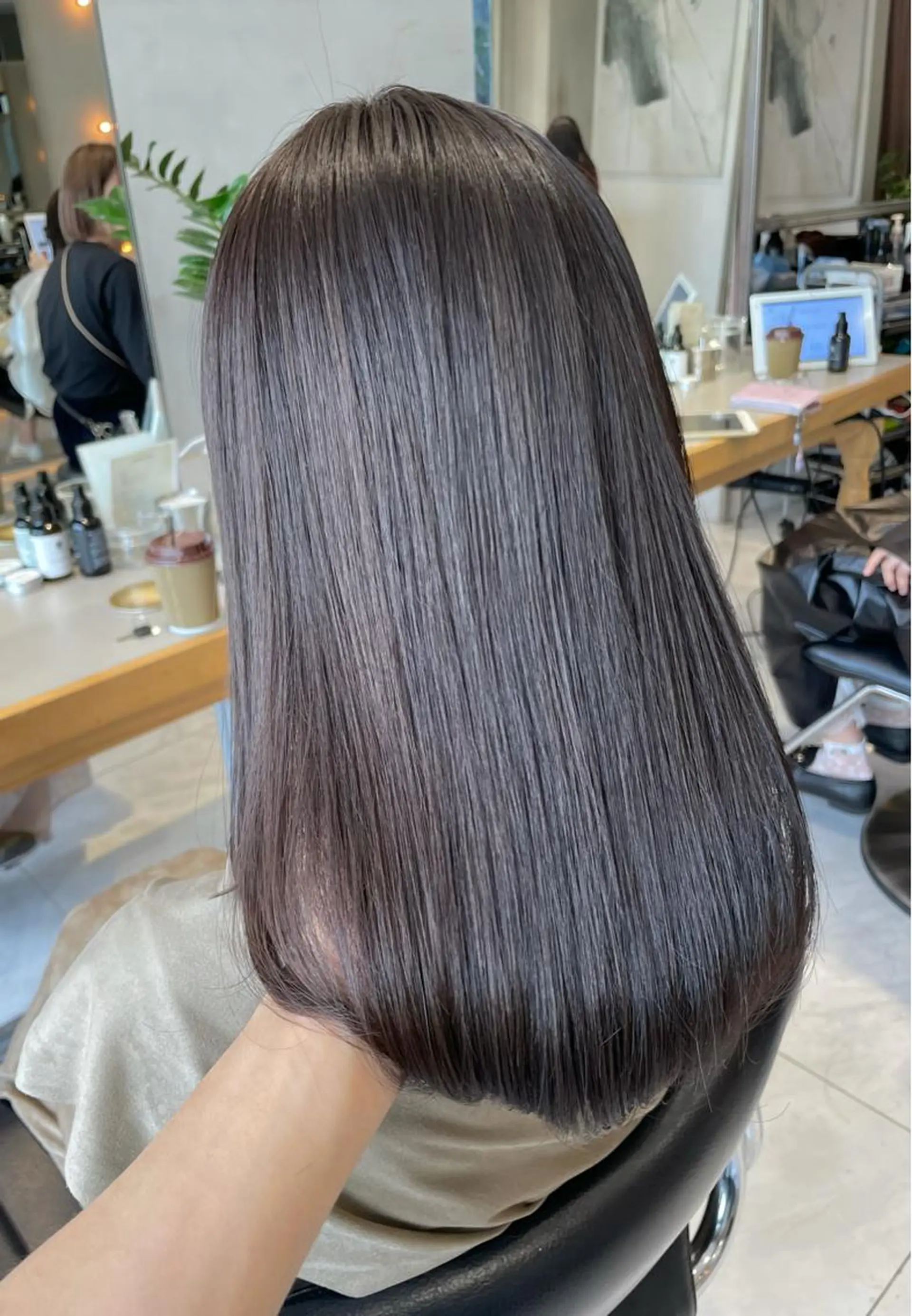 ロング カラー ヘアカラー トリートメント ヘッドスパ 柔らか透け感カラー 🌿ムロヤリョウスケのヘアスタイル