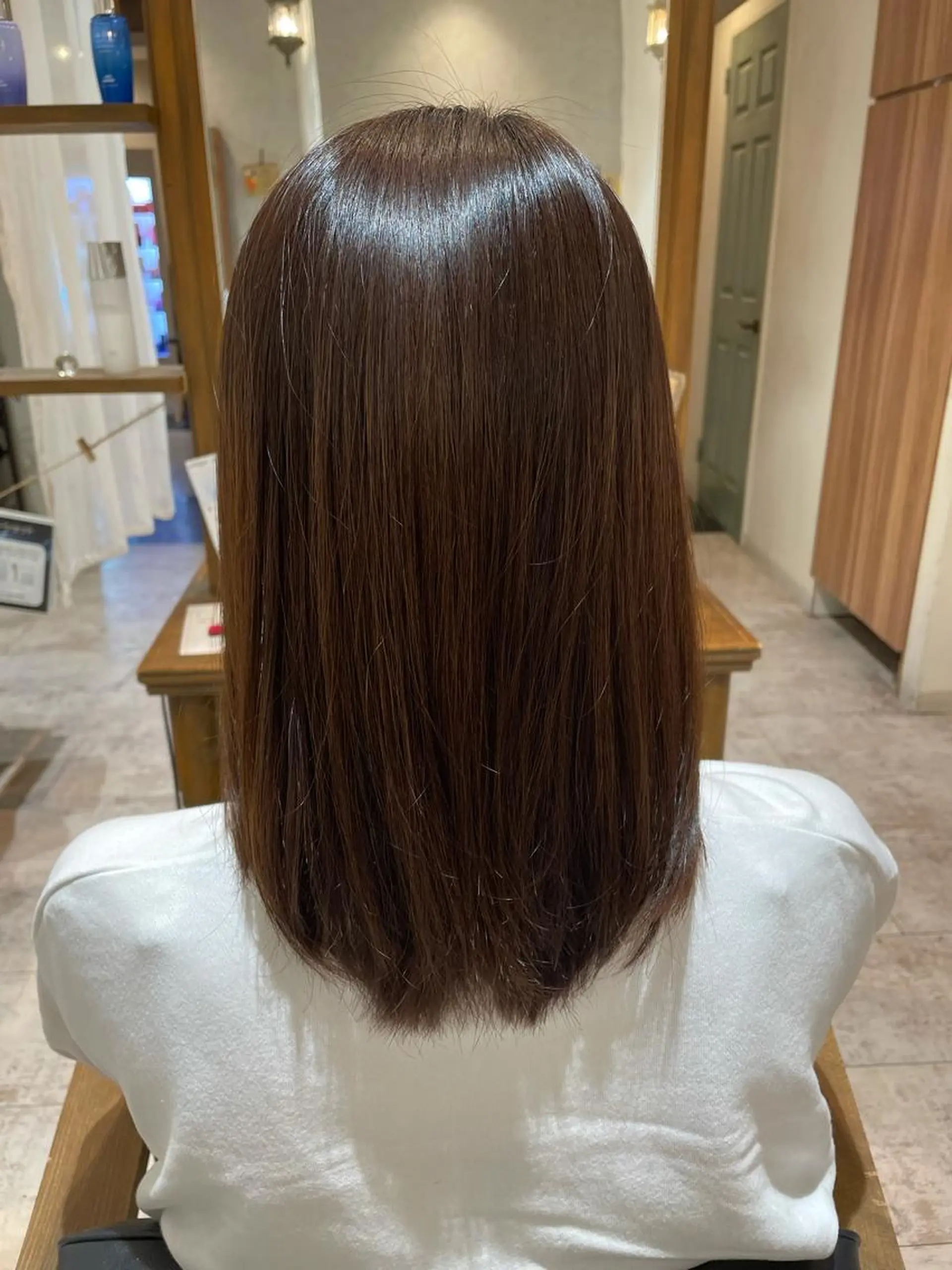 セミロング 縮毛矯正 小川 夏生のヘアスタイル