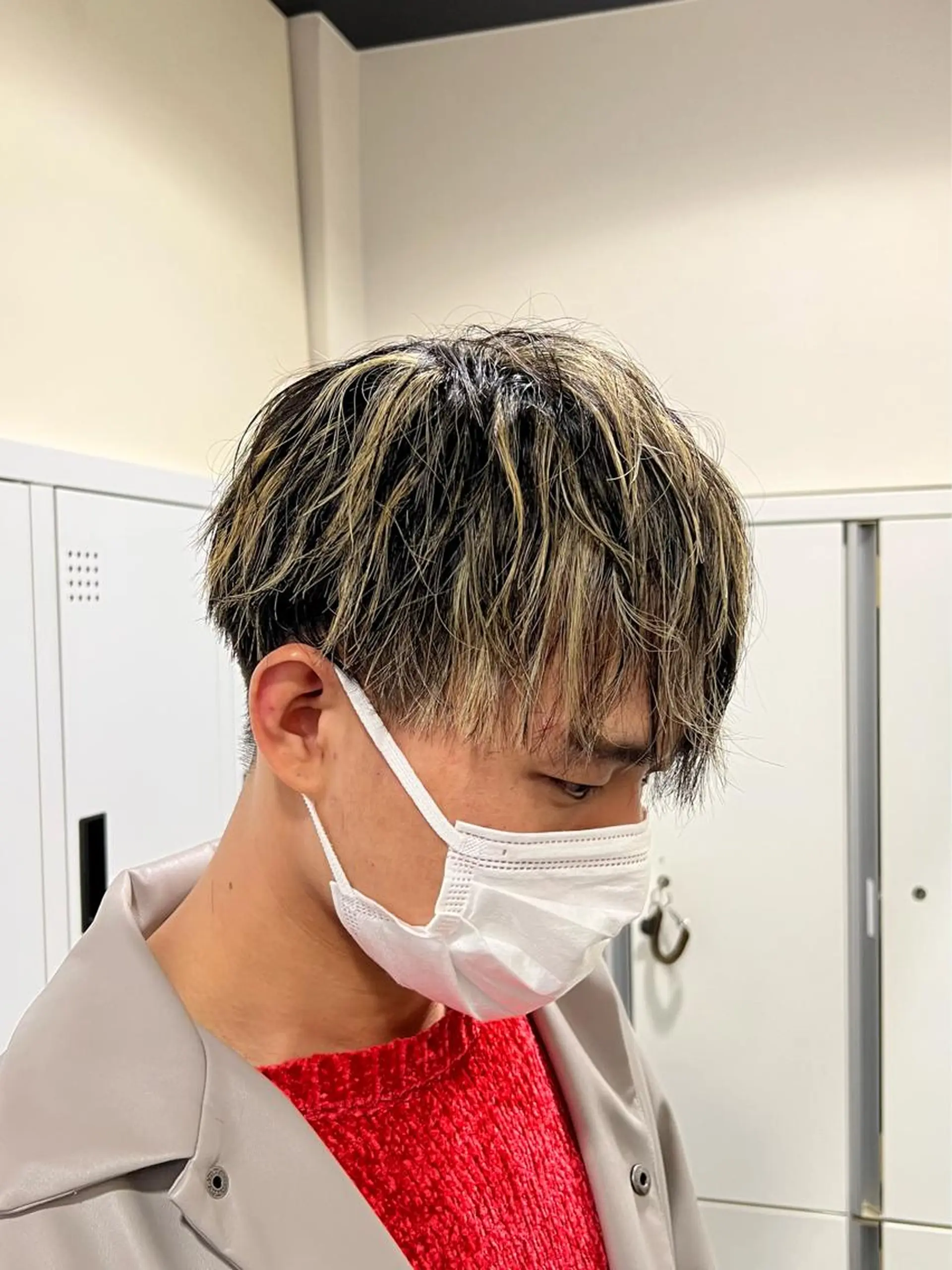 ショート カラー メンズ メンズハイライト ハイライトカラー ハイライト 茅ヶ崎パーマ特化/ スパイラル/ハルキのヘアスタイル