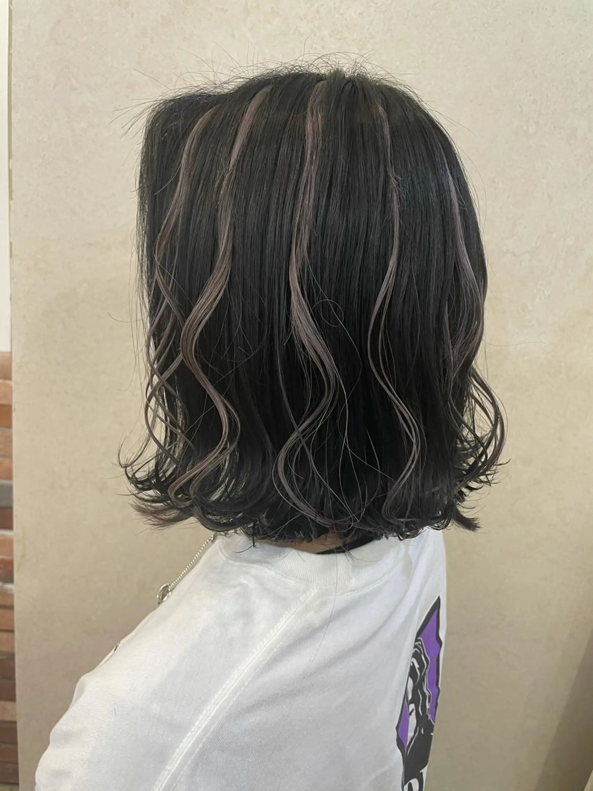 ミディアム カラー ヘアアレンジ シールエクステ ミストバング ブリーチ ダークグレー ダークグレージュ 🦋高瀬寛菜🦋 韓国/ブリーチのヘアスタイル