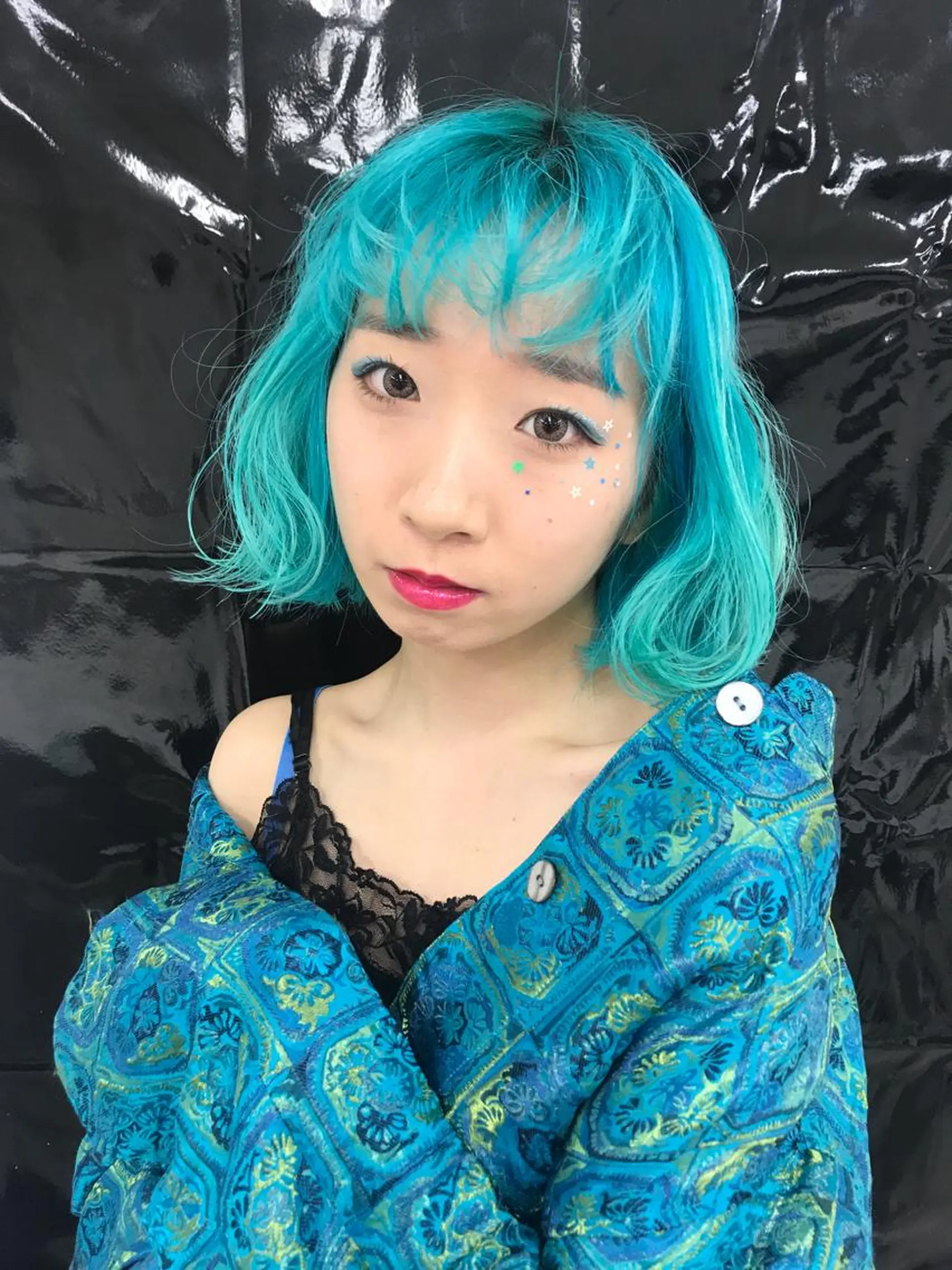 ショート ヘアカラー サイレント美容師 アイリィのヘアスタイル