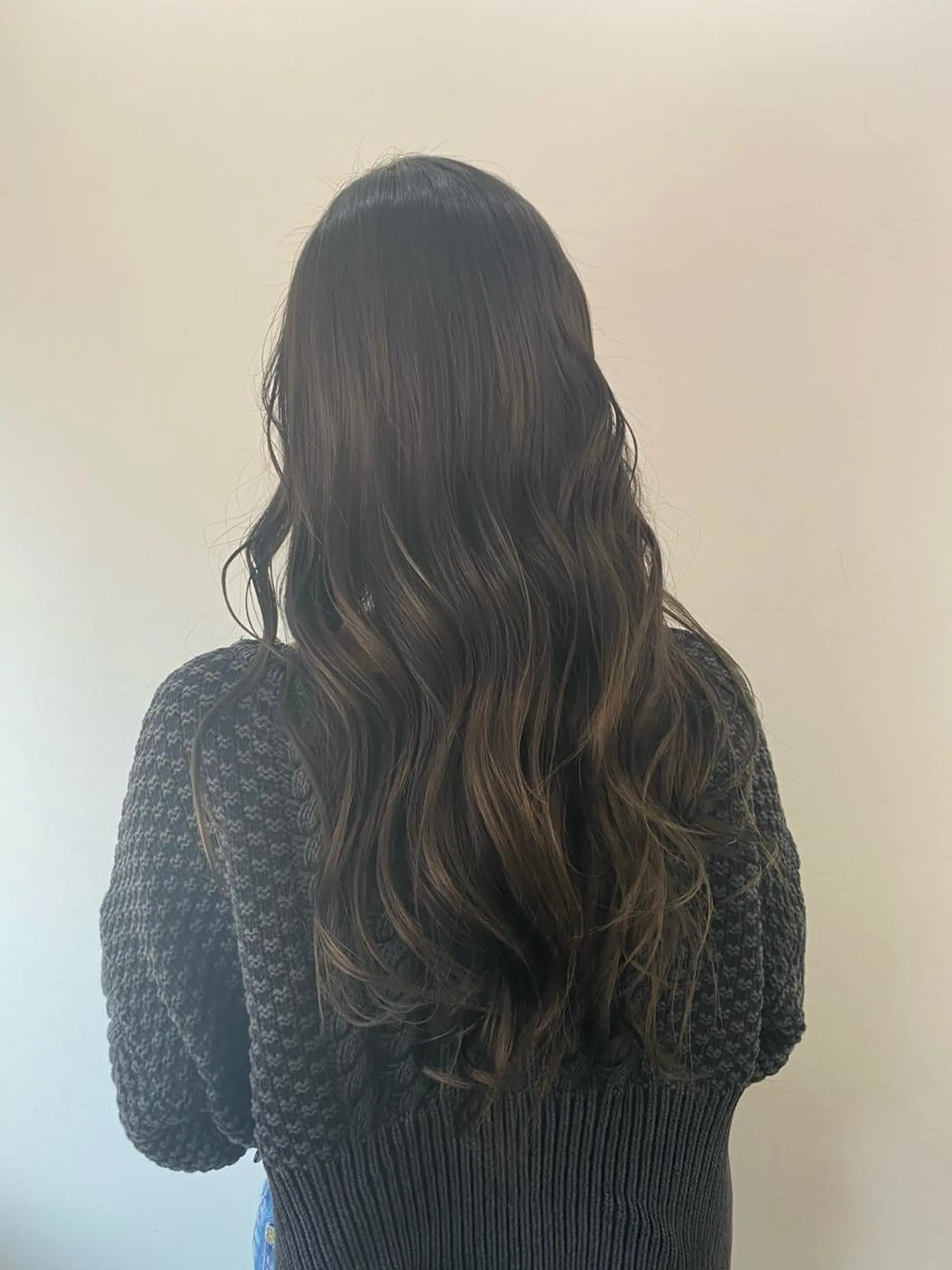 ロング カラー グラデーションカラー グレージュ ロング opus 店長大和 レイヤー/赤み消しのヘアスタイル