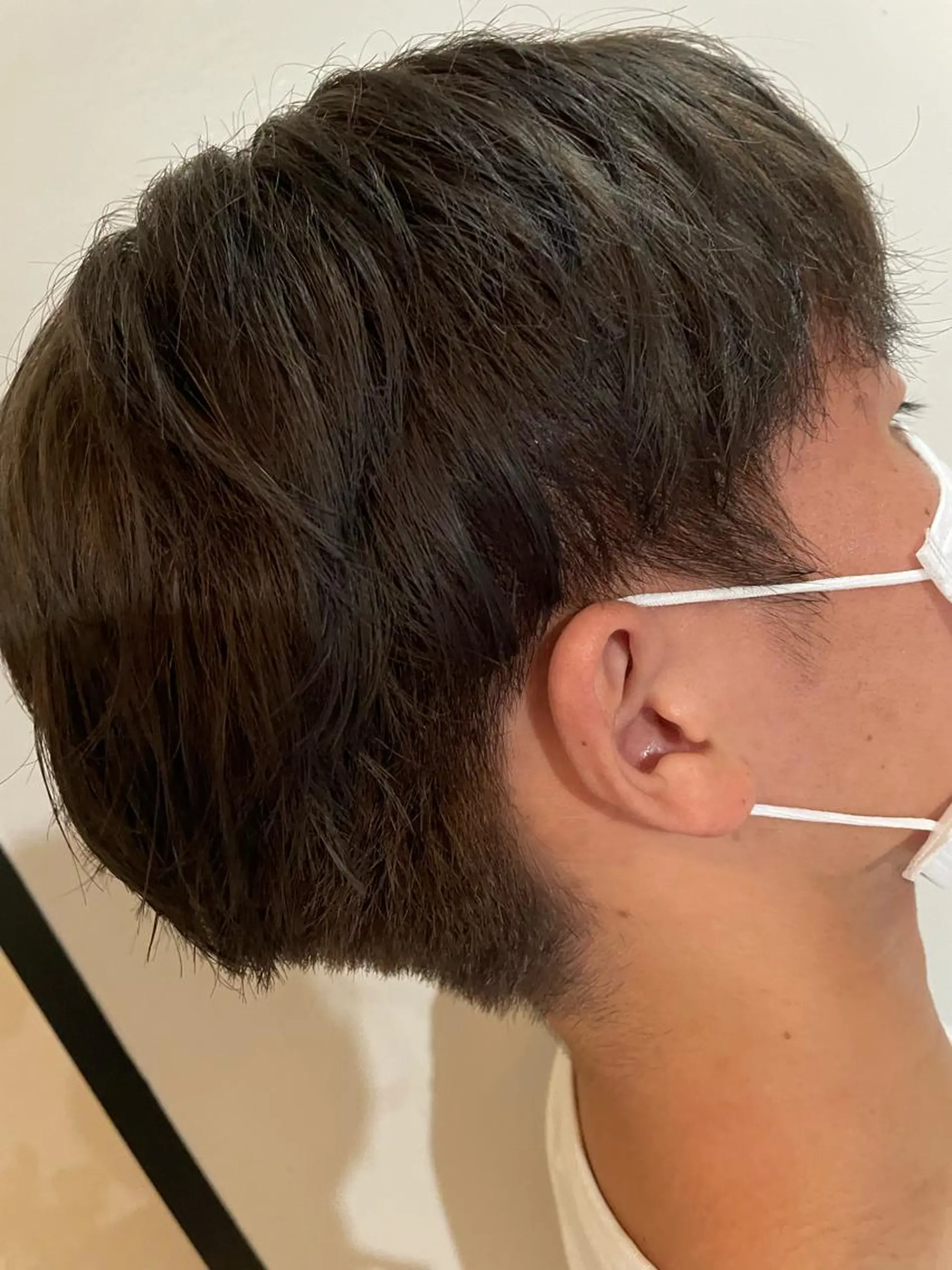 カラー ブリーチ ブラウンカラー ブリーチなしカラー 大賀 チサトのヘアスタイル