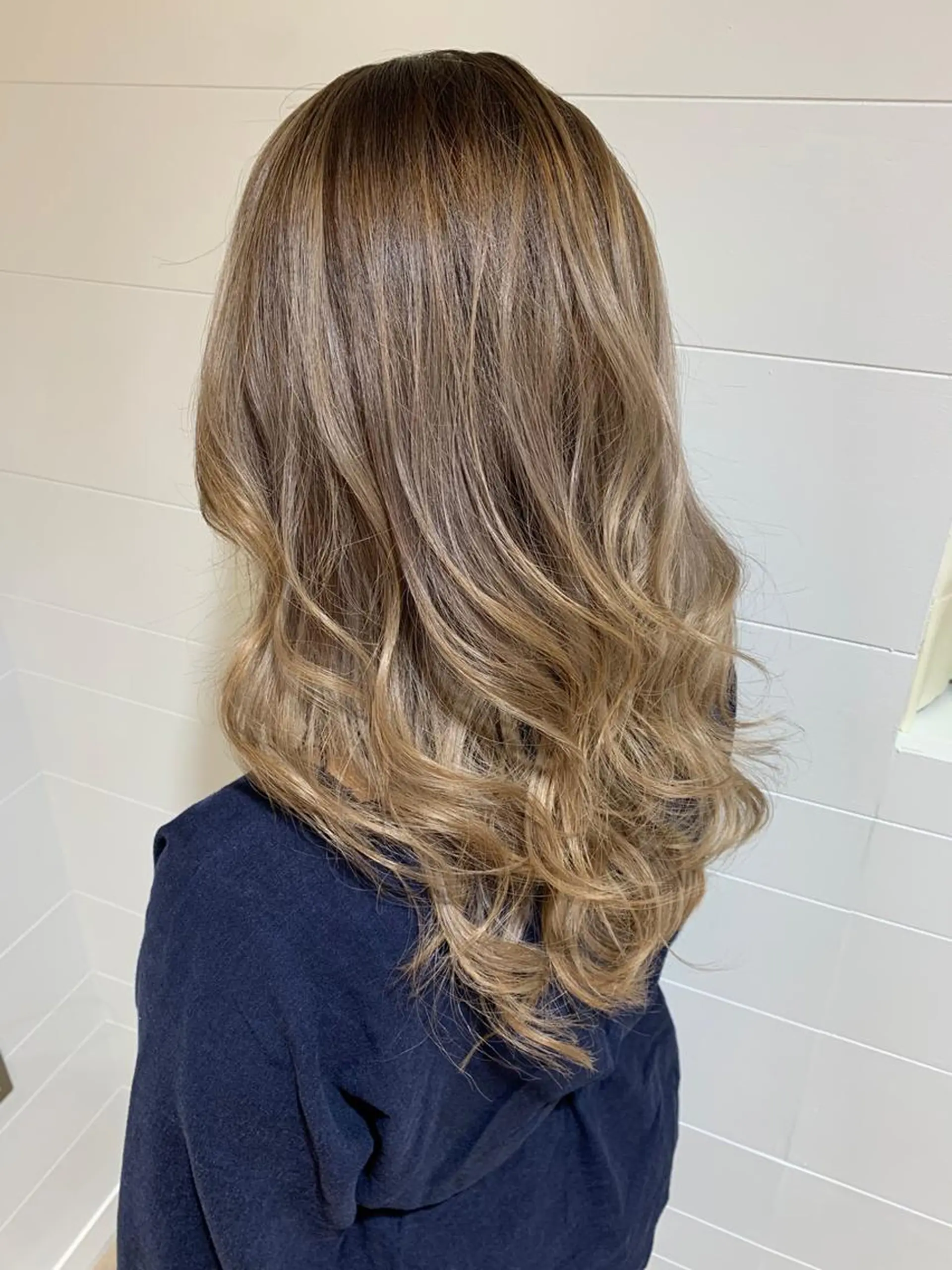 セミロング カラー SEIRA♡レイヤー /ショート得意のヘアスタイル