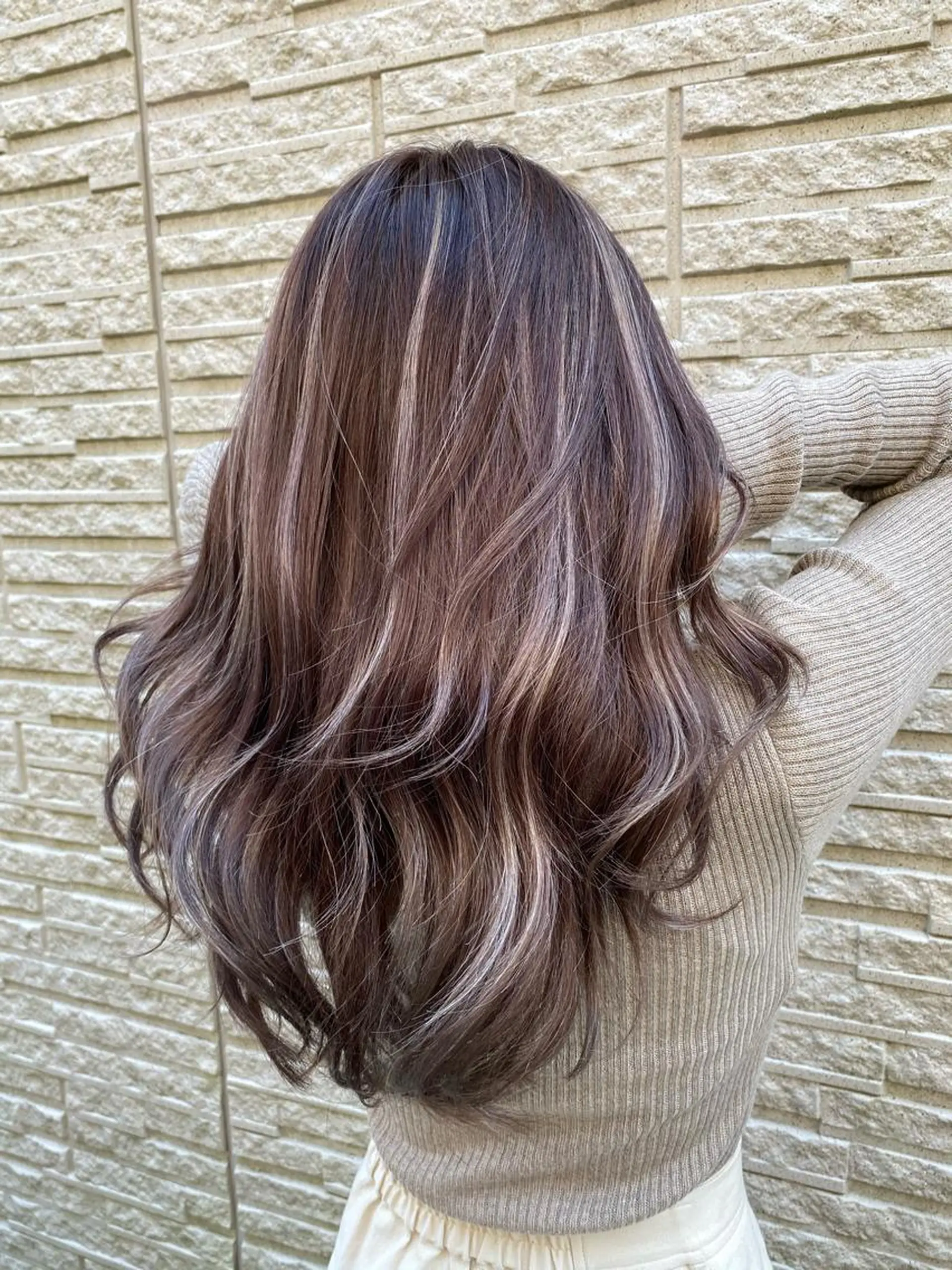 ロング カラー 韓国レイヤー透明感 カラーヨウスケのヘアスタイル