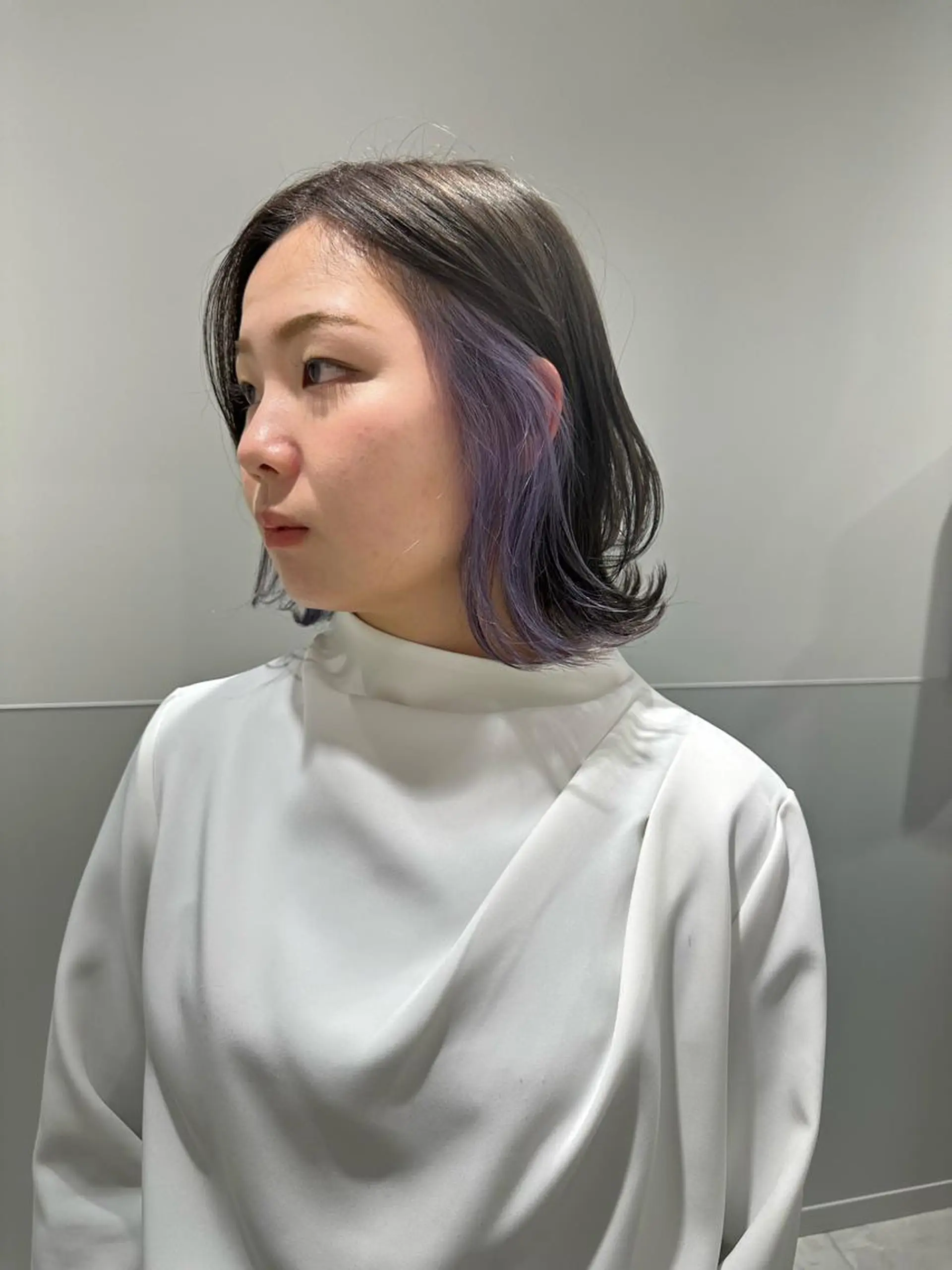 ミディアム カラー パーマ ヘアアレンジ メンズ キッズ ネイル マツエク・マツパ アイブロウ メンズバレイヤージュ メンズブリーチ メンズハイライト メンズインナーカラー メンズ韓国風 切りっぱなしヘアボブ ミディアムヘアRYOのヘアスタイル