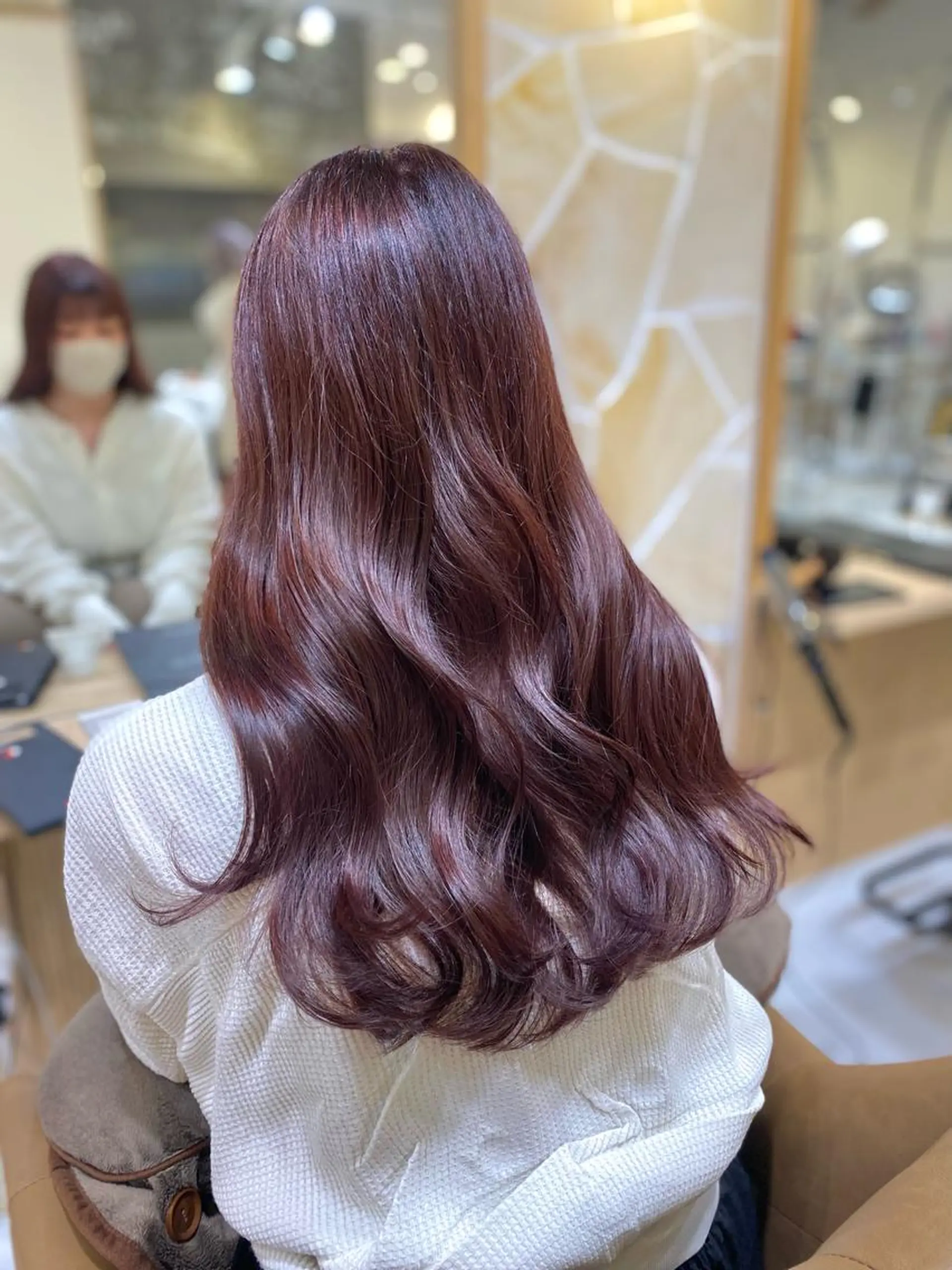 ロング カット ヘアカラー トリートメント 坂井 茅聖のヘアスタイル