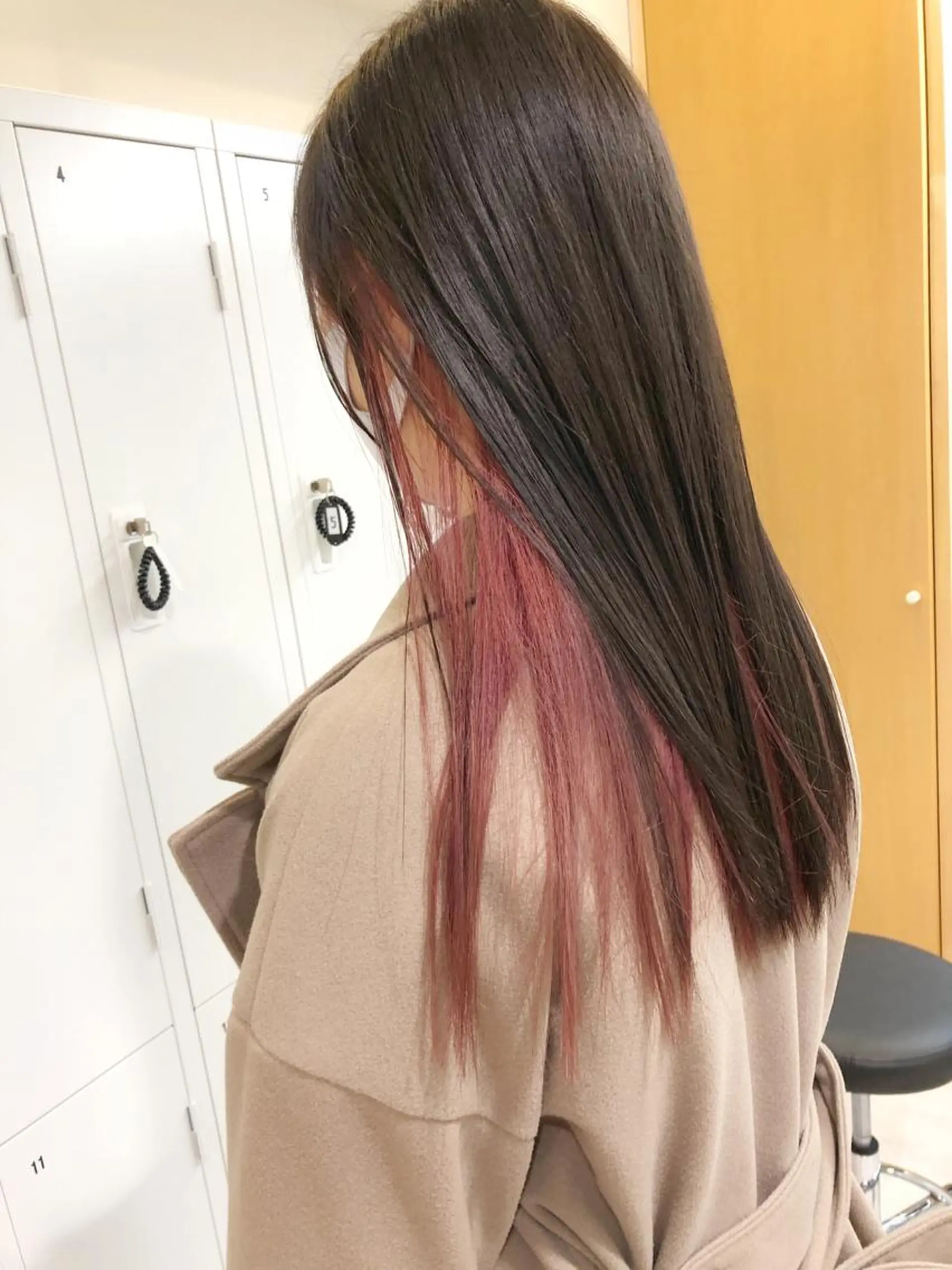 ロング ヘアカラー 山崎 俊介のヘアスタイル