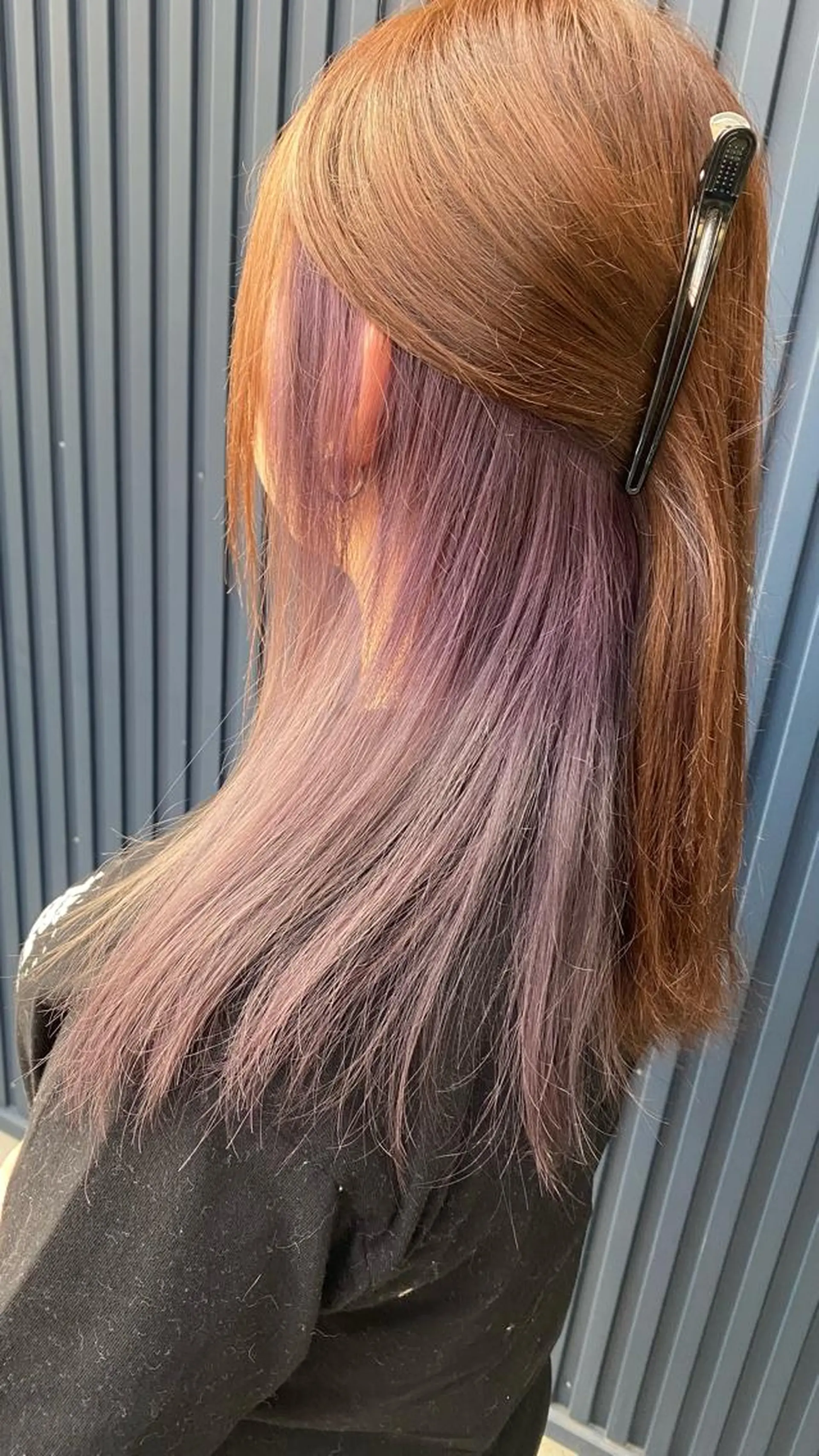 セミロング カラー 浅野  勇貴のヘアスタイル