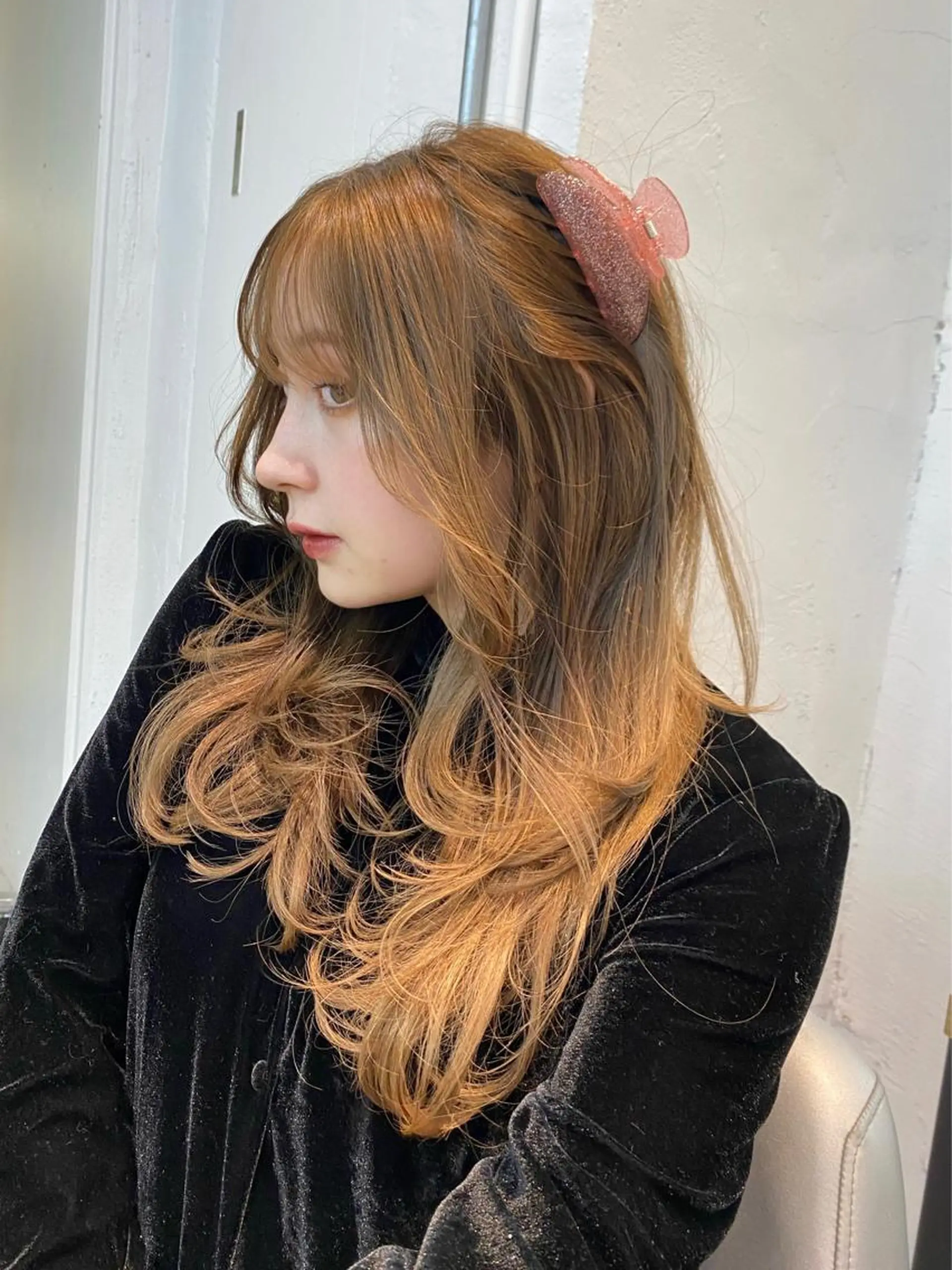 ロング ヘアカラー レイヤーカット カノン🩷のヘアスタイル