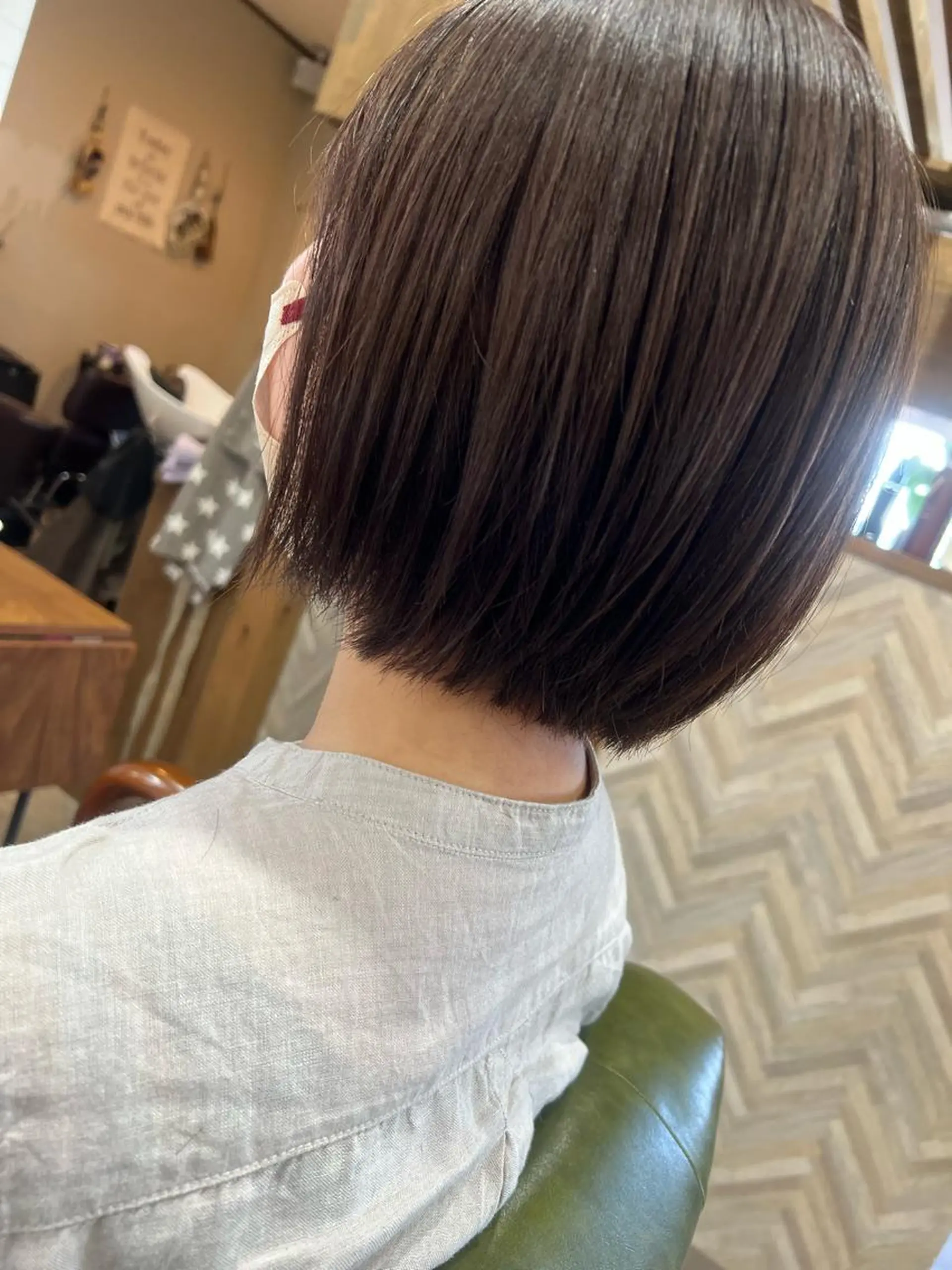 ミディアム 切りっぱなしボブ ボブ 今井 里美のヘアスタイル