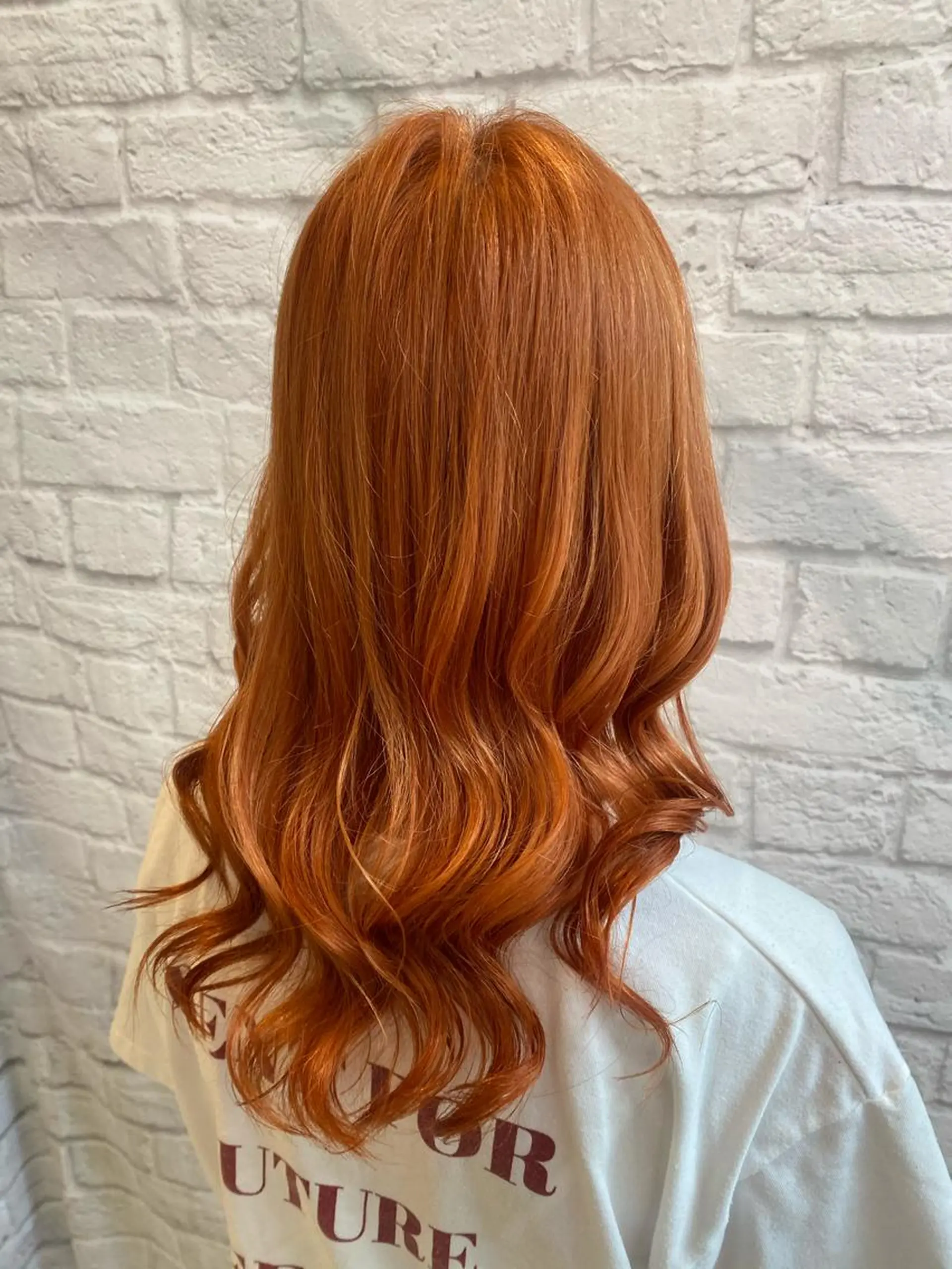 ロング diar／Saori 透明感カラー🤍のヘアスタイル