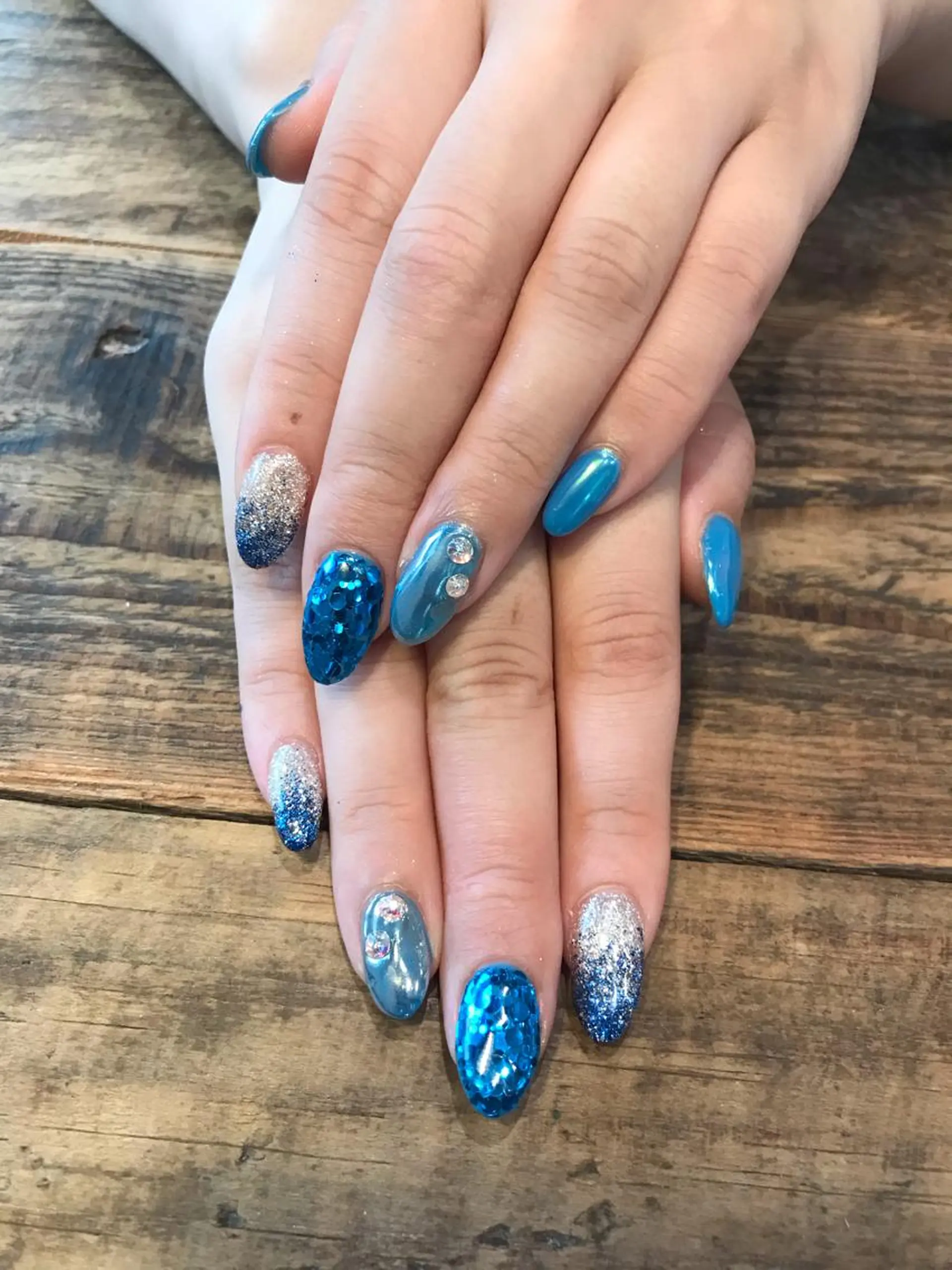 ネイル 佐藤  悠子のネイルデザイン