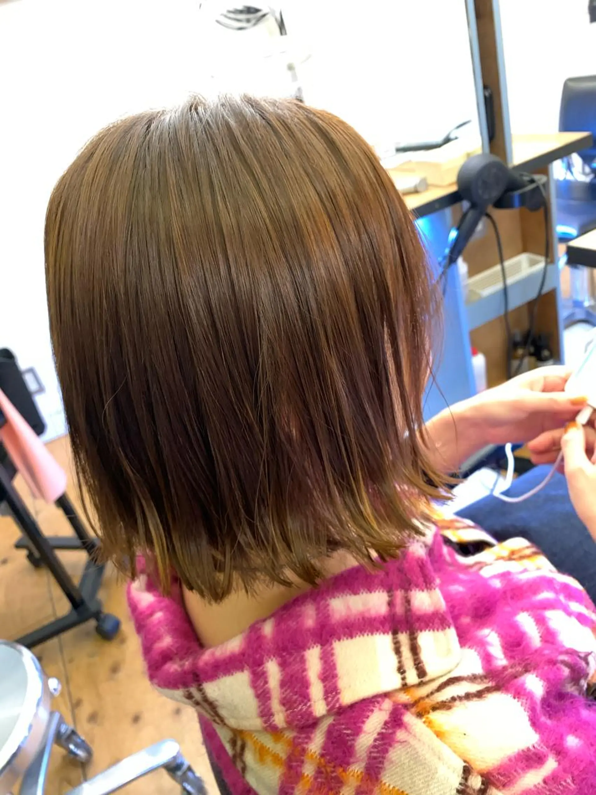 ミディアム カラー ベージュカラー ハイライトカラー オレンジ オレンジベージュ ハイライト Lagom なかだのヘアスタイル