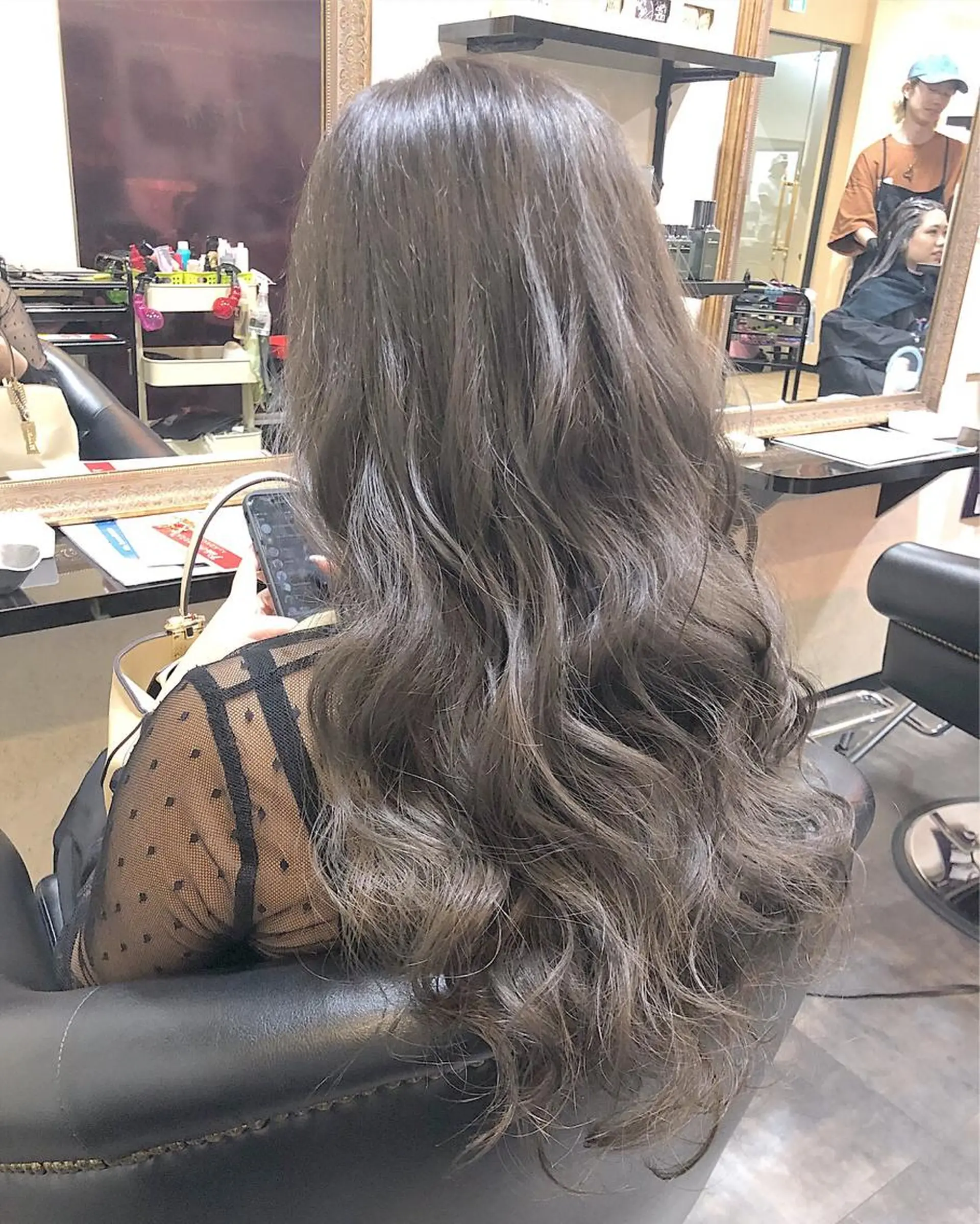 ロング ヤマグチ ヒカルのヘアスタイル