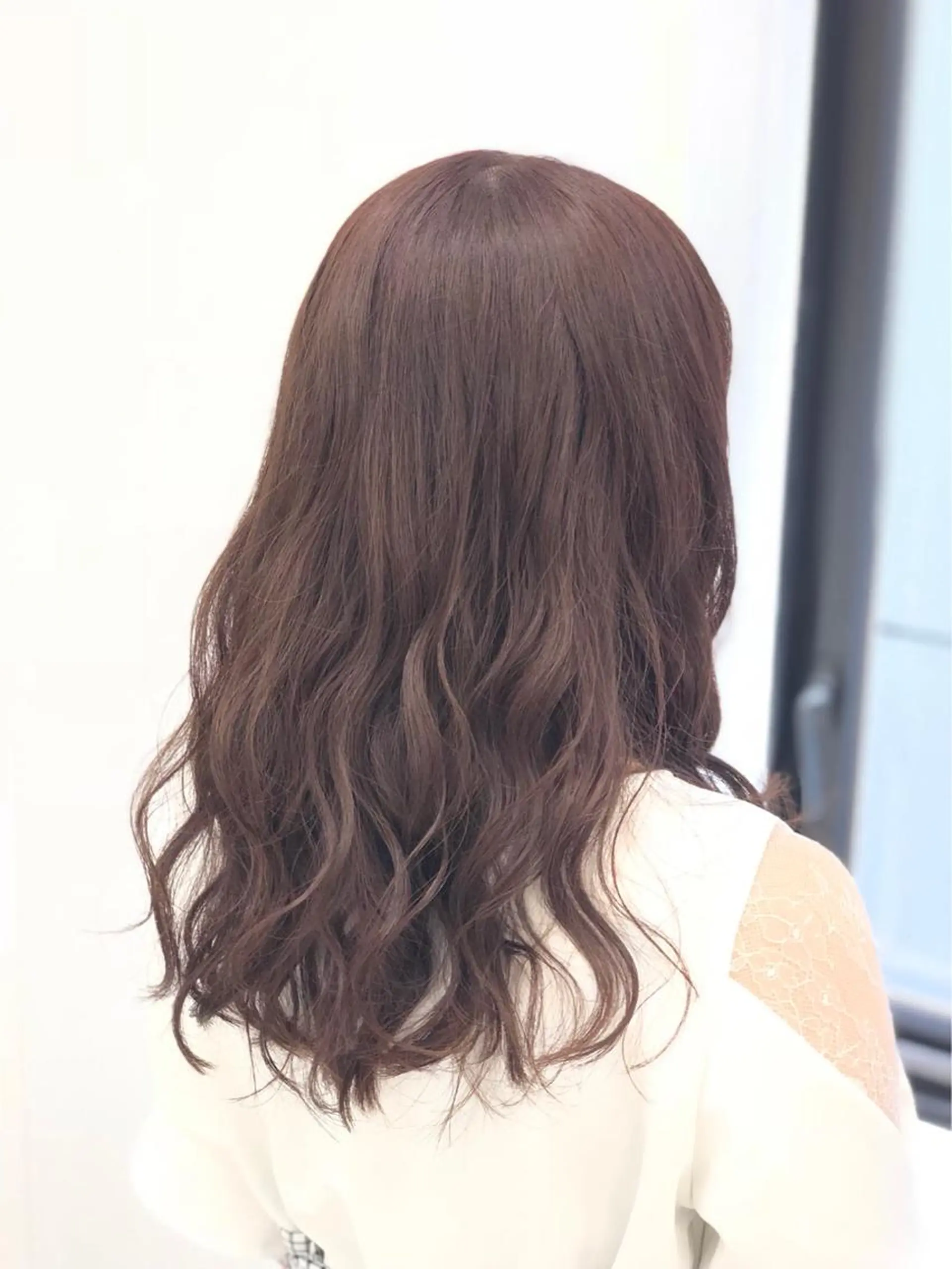 セミロング カラー ベージュカラー ピンクカラー ピンクベージュ 佐々木 美帆のヘアスタイル