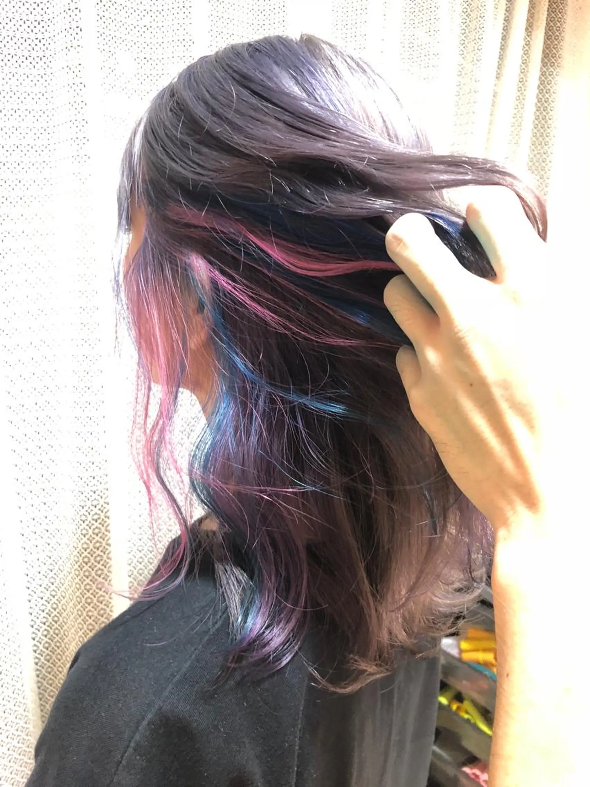 セミロング カラー インナーカラー ユニコーンカラー 100%髪質改善特化 TRUNSのヘアスタイル