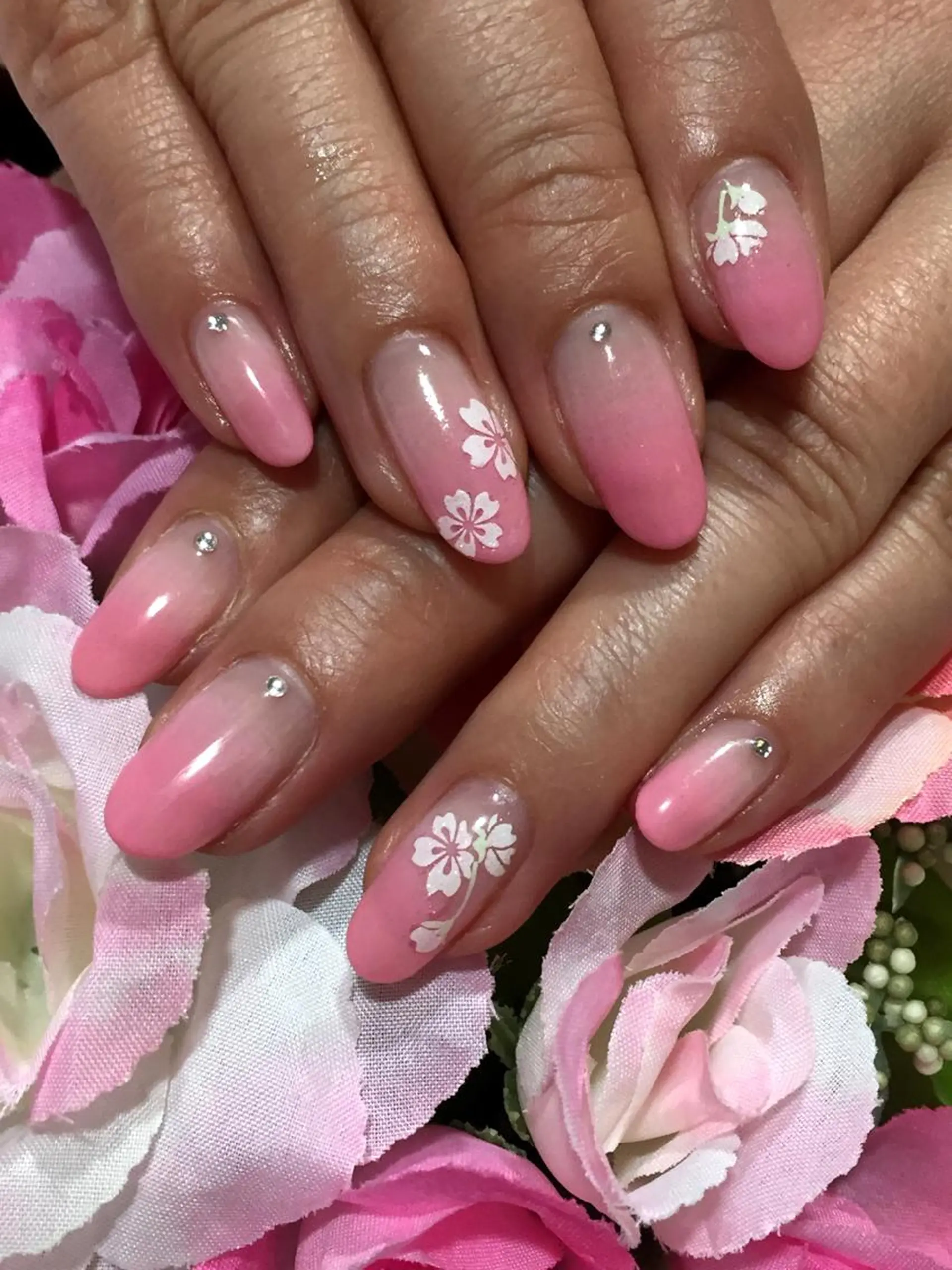 ネイル Sympa 𝓜iwako🐰ᩚのネイルデザイン