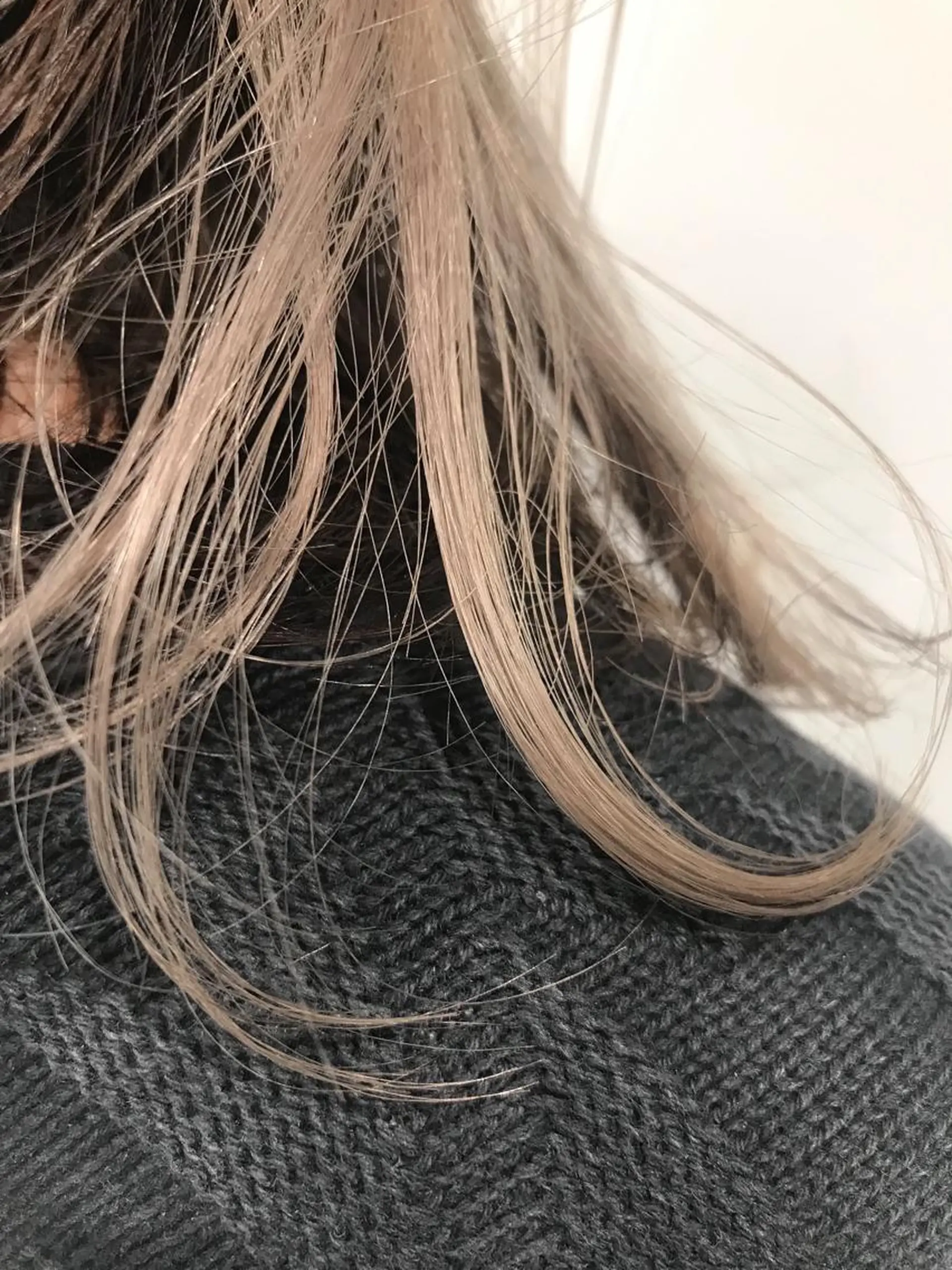 ミディアム カラー ヘアアレンジ ベージュカラー ホワイトベージュ 特別モデル価格 タカシマイッセイのヘアスタイル