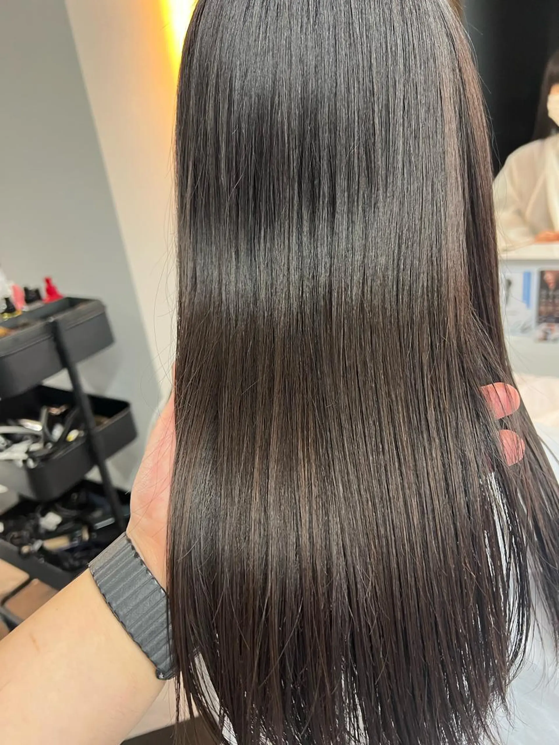 ロング 縮毛矯正 癖毛女子が大変身✨ 美髪メイク美容師のヘアスタイル