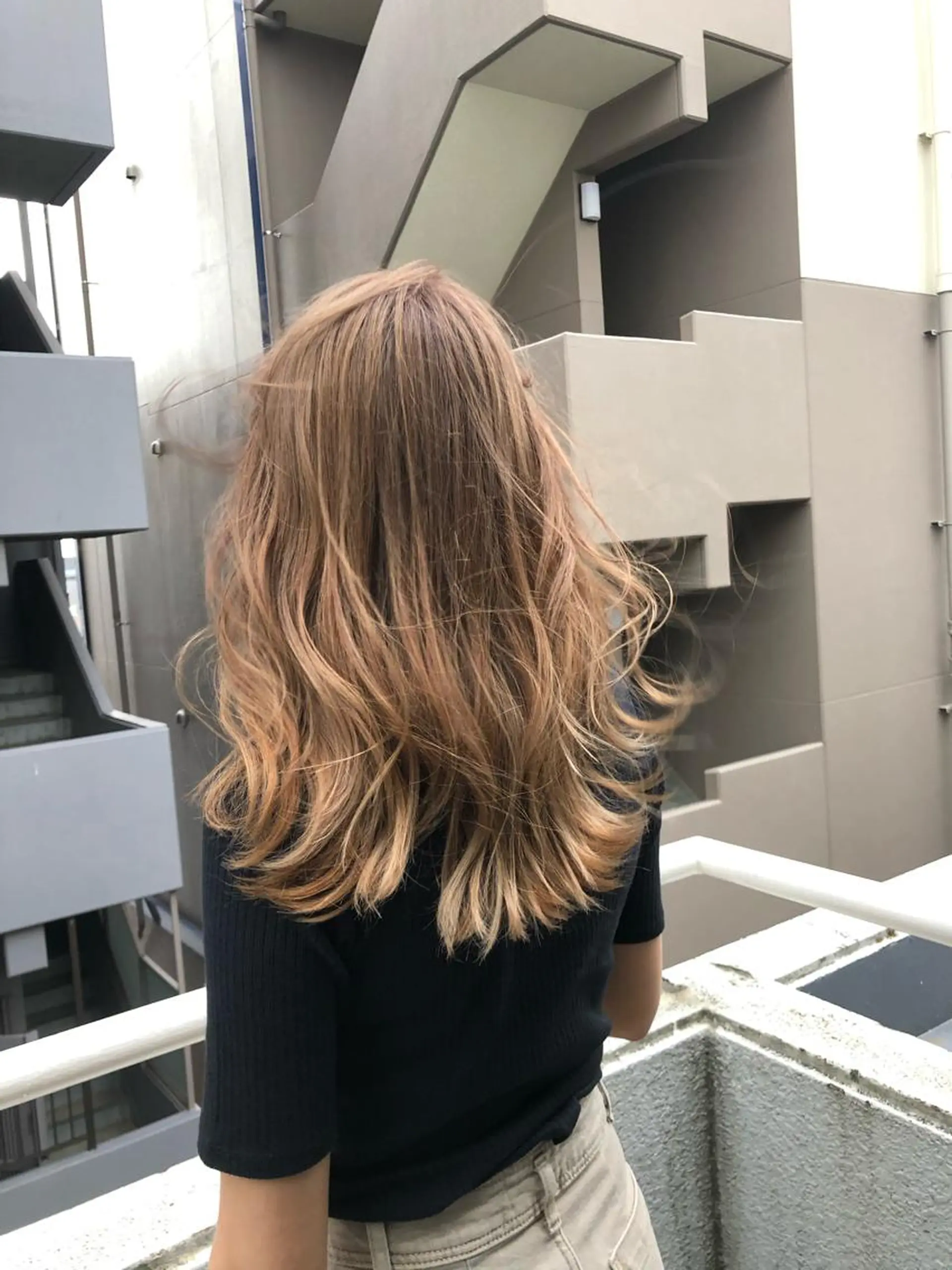 ミディアム カラー ブリーチカラー🌈 石垣翔太のヘアスタイル