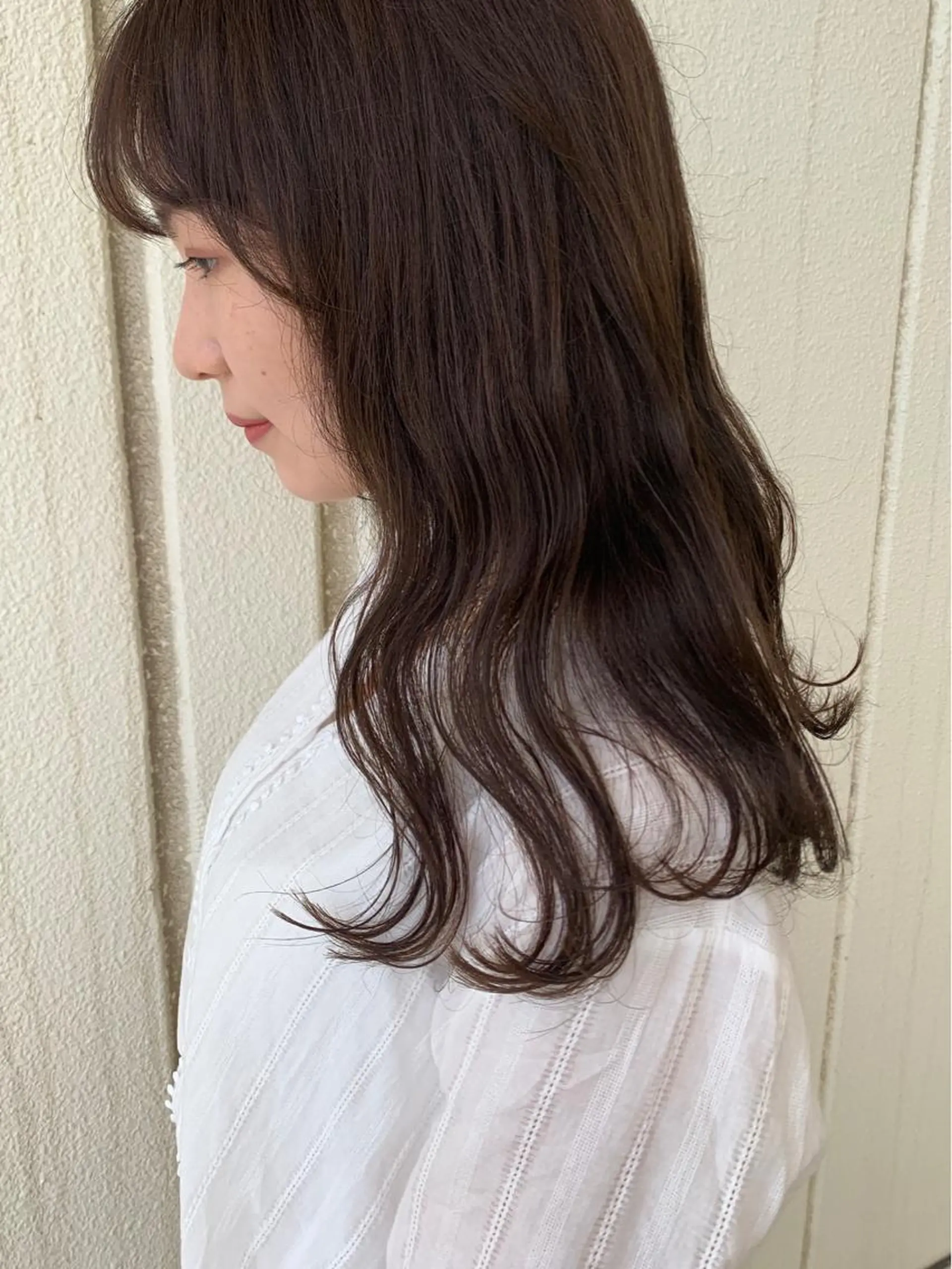 ロング カラー ヘアカラー 顔まわりカット✄ ベージュカラー🧸のヘアスタイル
