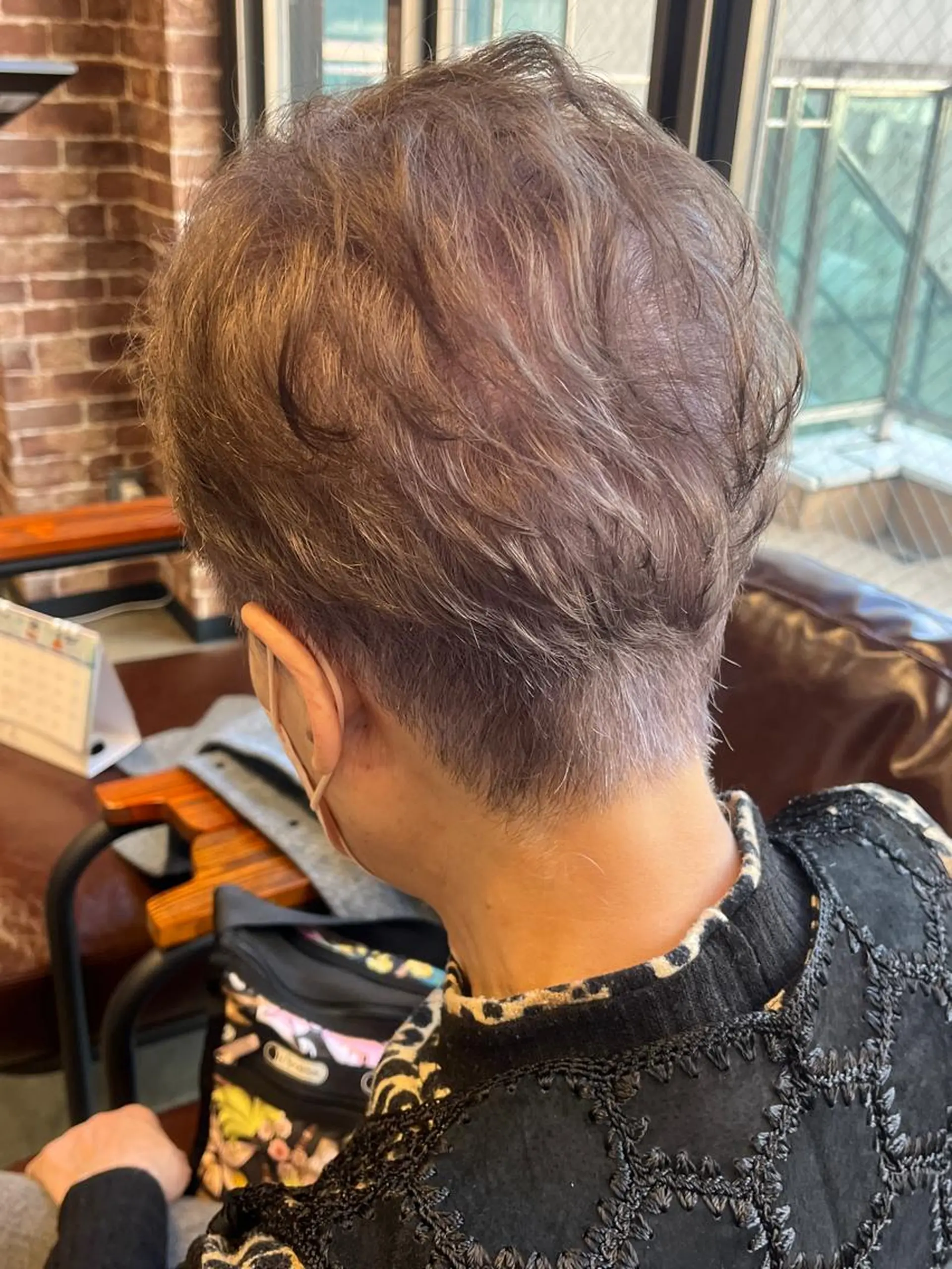 ショート カラー パーマ ヘアアレンジ メンズ キッズ ネイル マツエク・マツパ アイブロウ メンズブリーチ メンズハイライト メンズインナーカラー メンズ韓国風 ブリーチ カット 久木原 ゆりのヘアスタイル