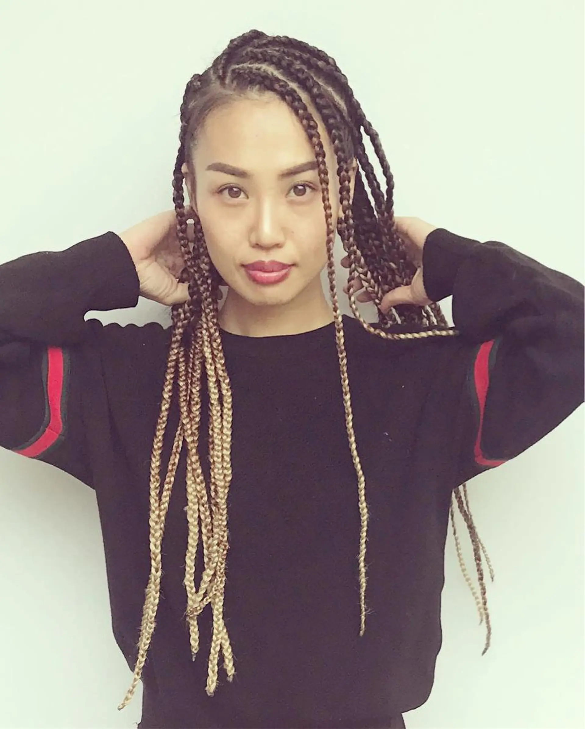 ミディアム エクステ エクステ ヘアセット BRAIDS💎愛子 大人ハイライト💎のヘアスタイル