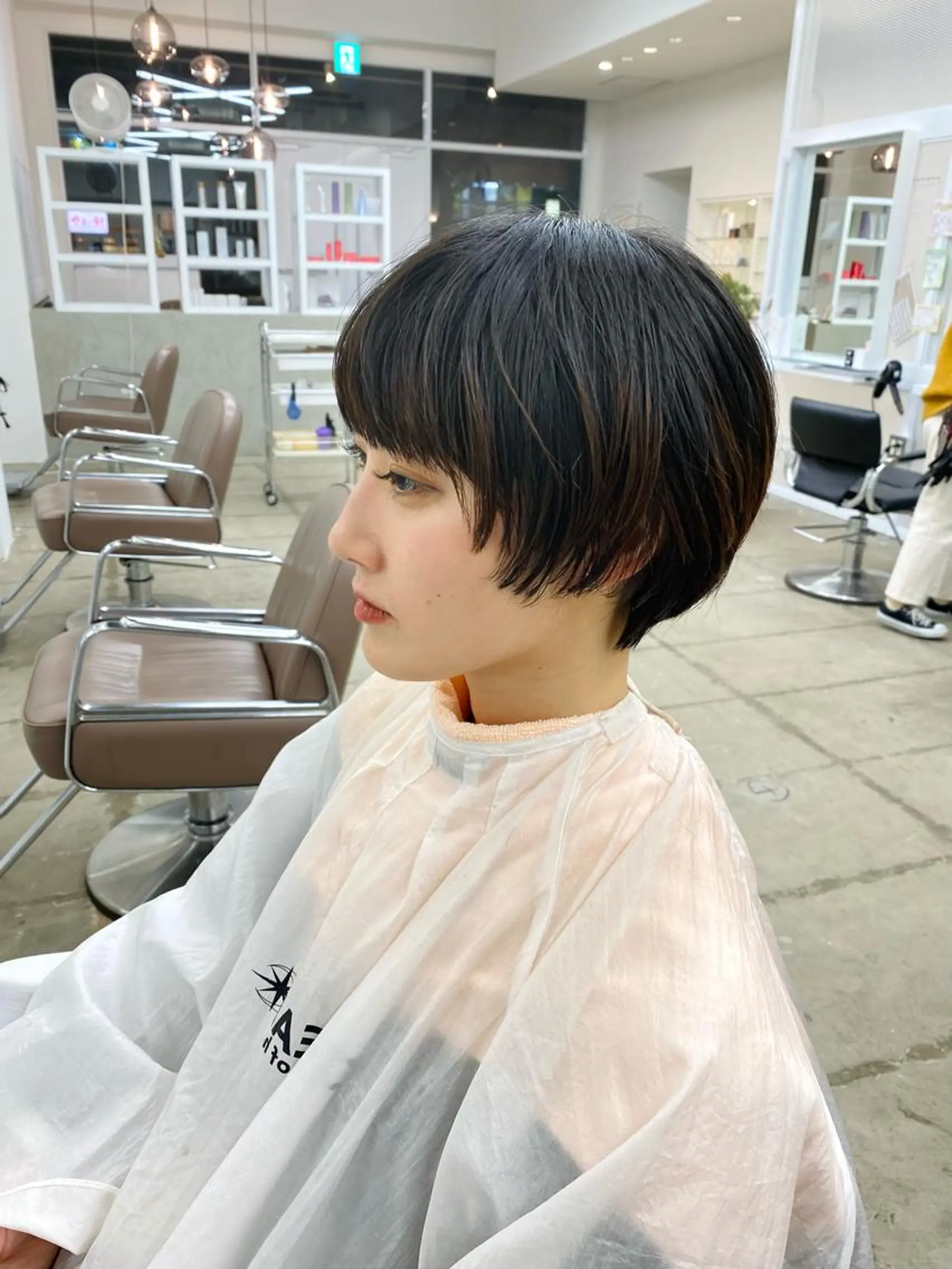 ショート ショートヘア ワイドバング サトウ リョウのヘアスタイル