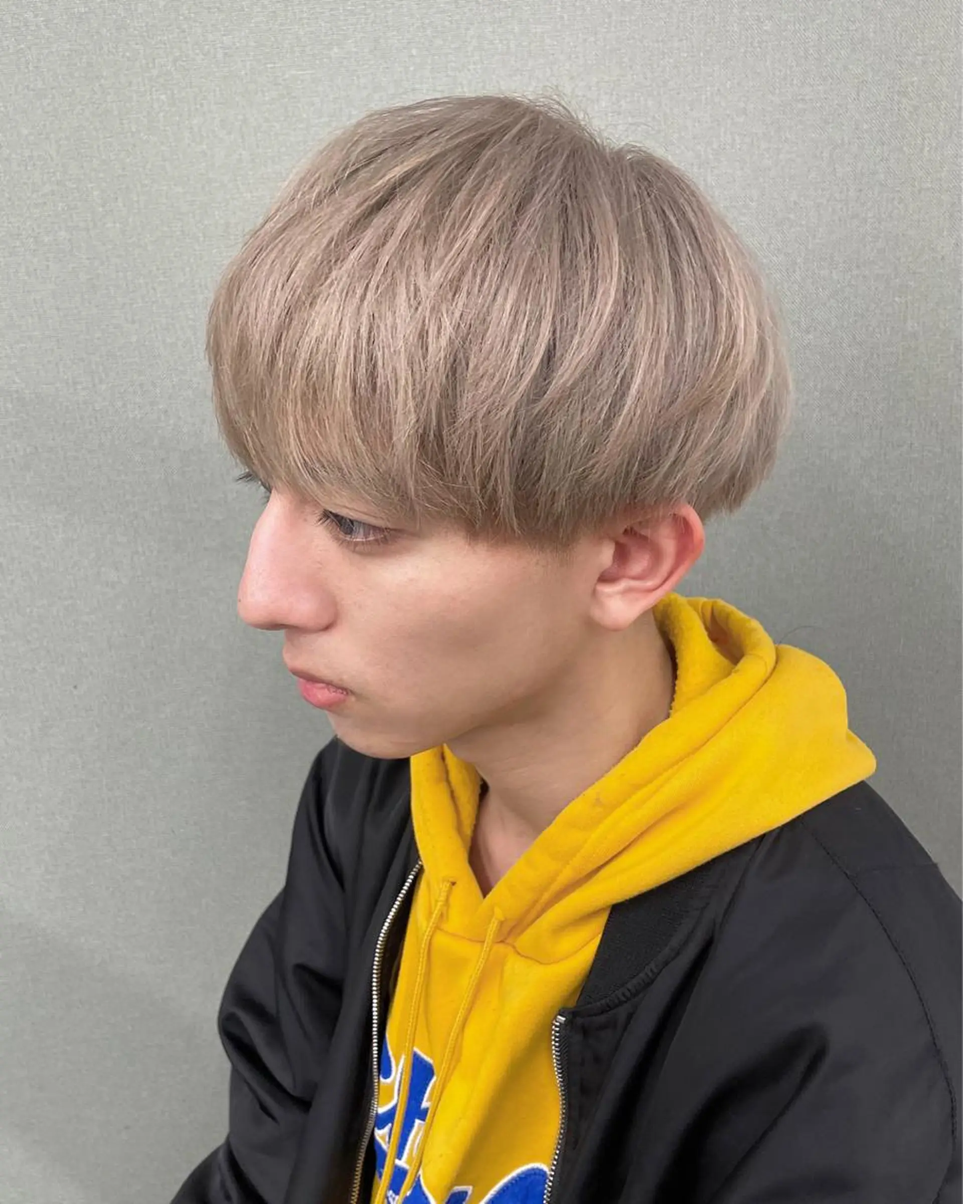 ショート カラー ヘアアレンジ メンズ メンズブリーチ マッシュ ベージュカラー ブリーチ 🎀プルエクステ みまひかる🎀のヘアスタイル