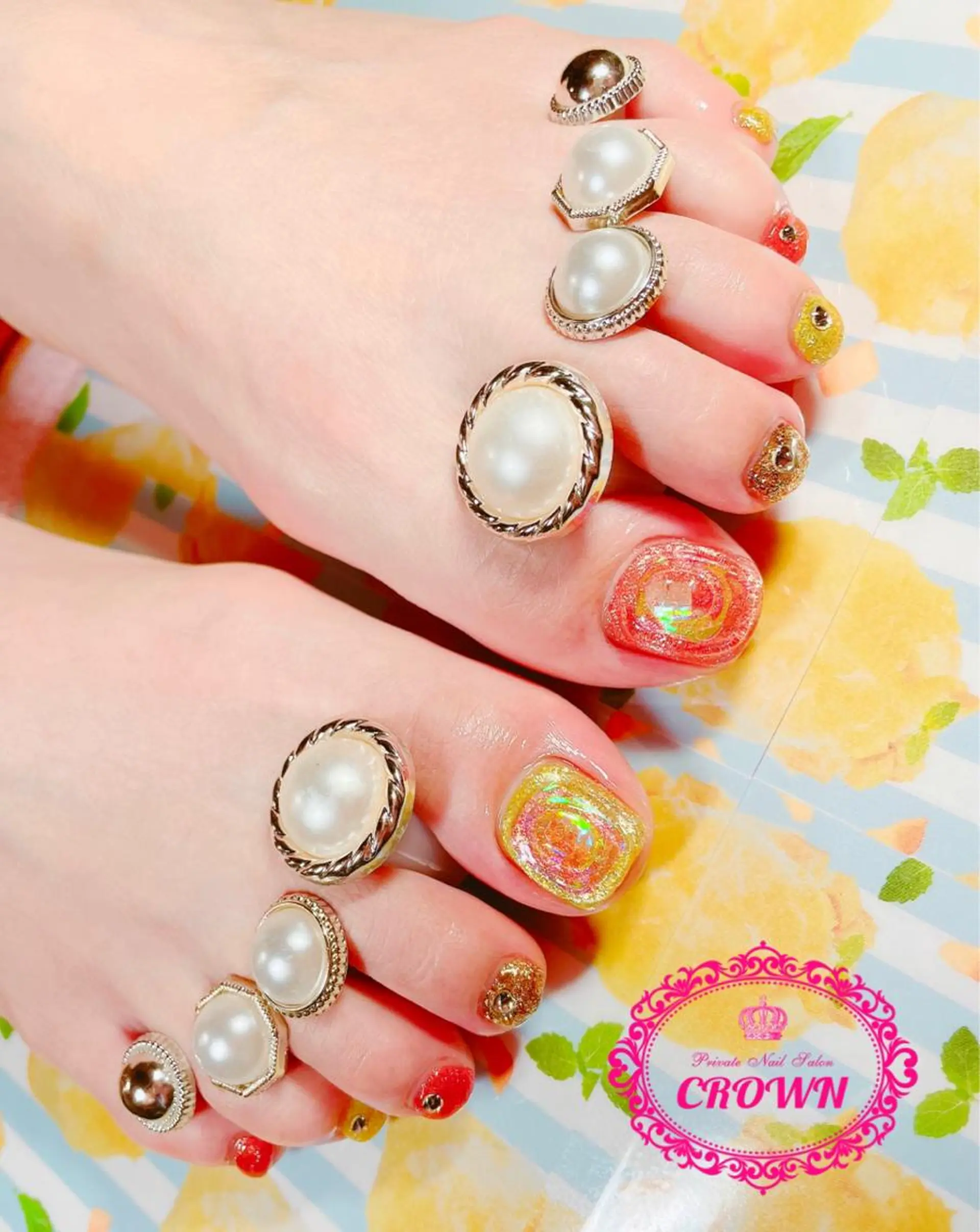 ネイル フットネイル CROWN プライベートサロンのネイルデザイン